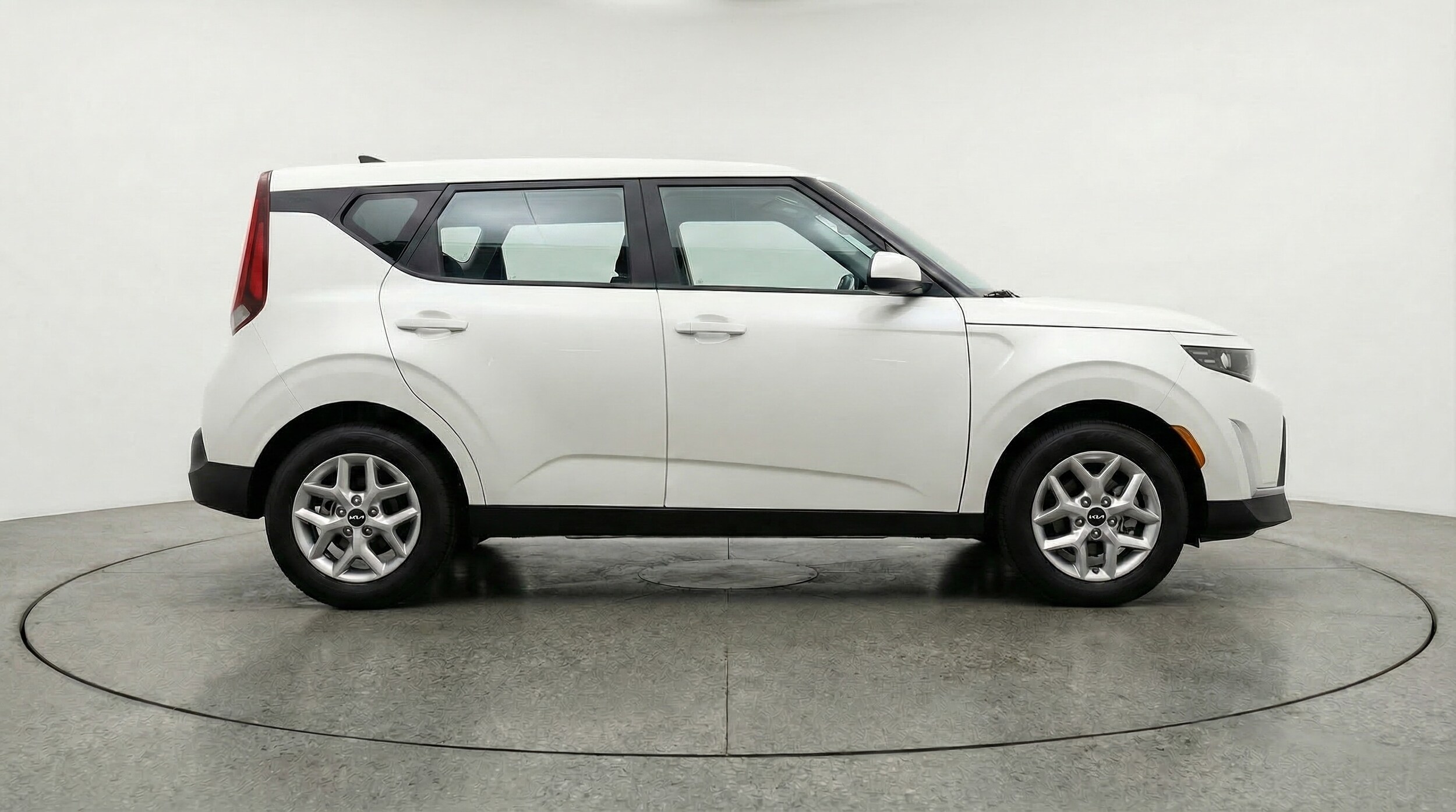 Thumbnail: 2025 Kia Soul - 8
