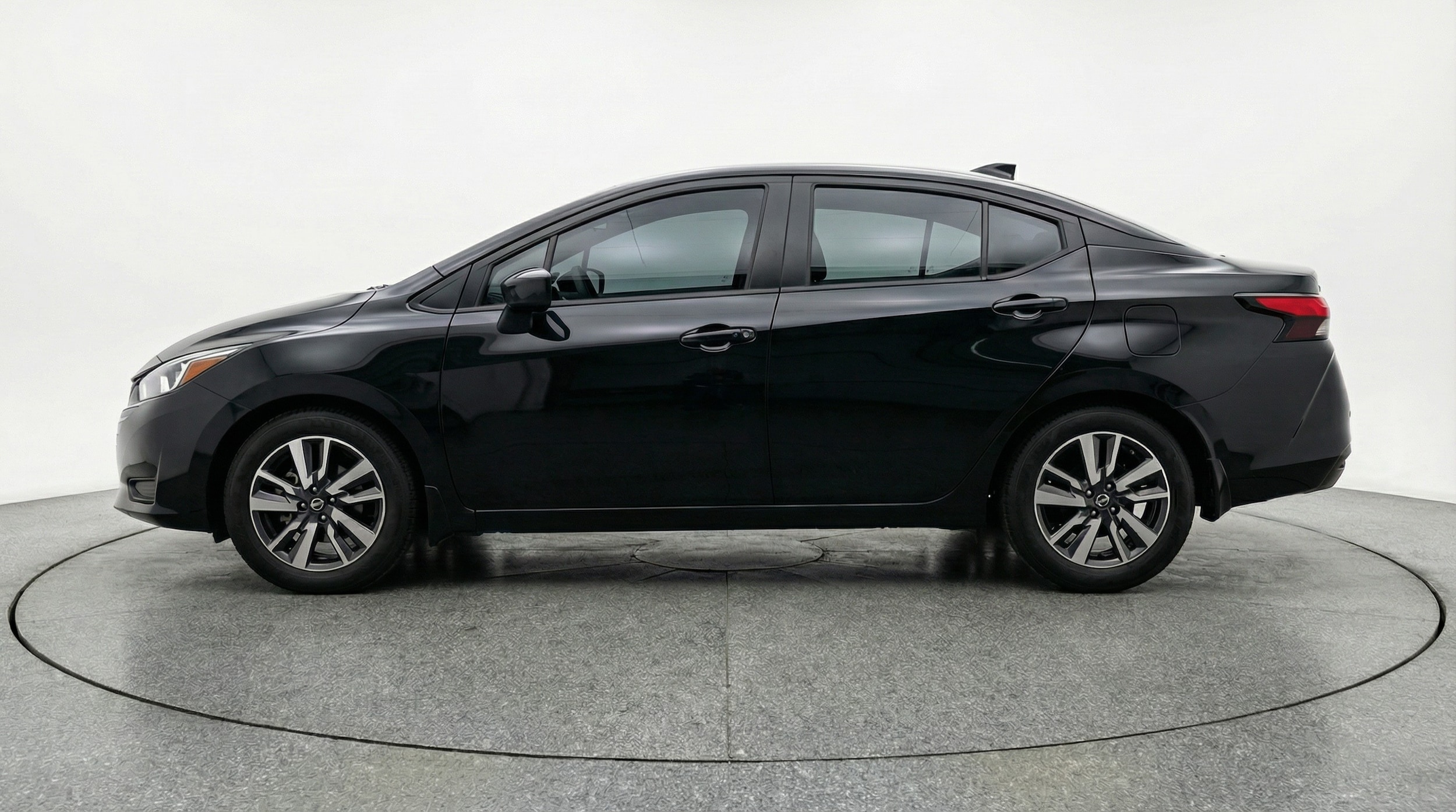 Thumbnail: 2025 Nissan Versa - 4