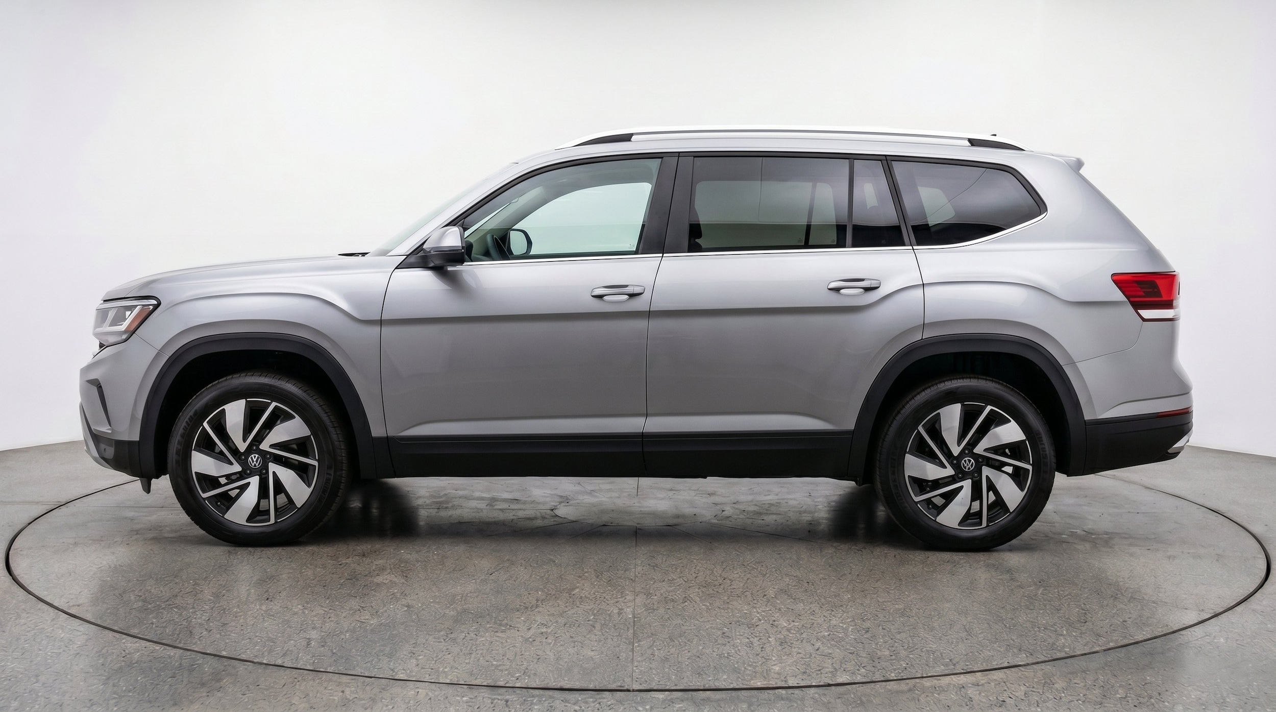 Thumbnail: 2026 Volkswagen Atlas - 5