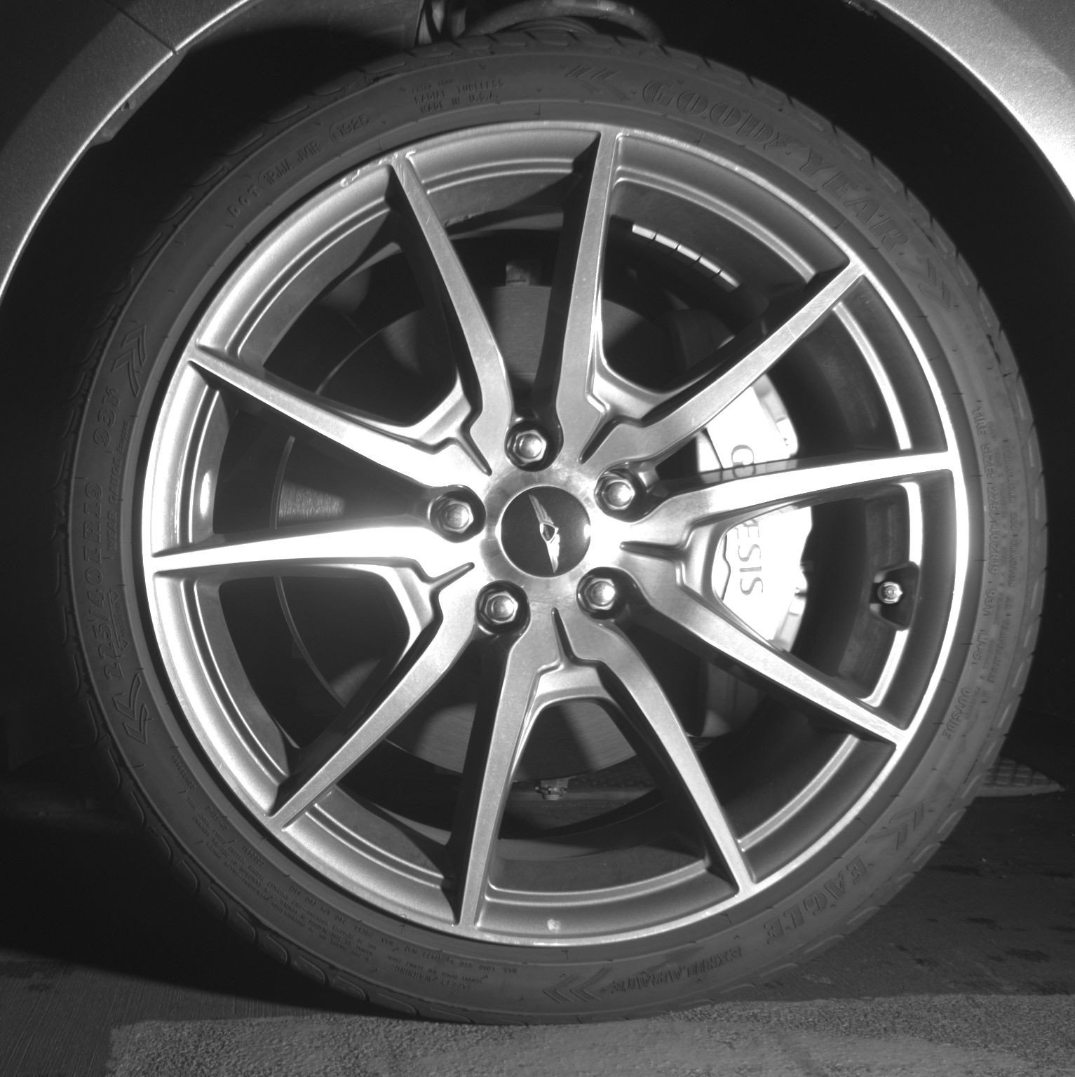 Thumbnail: 2025 Genesis G70 - 12