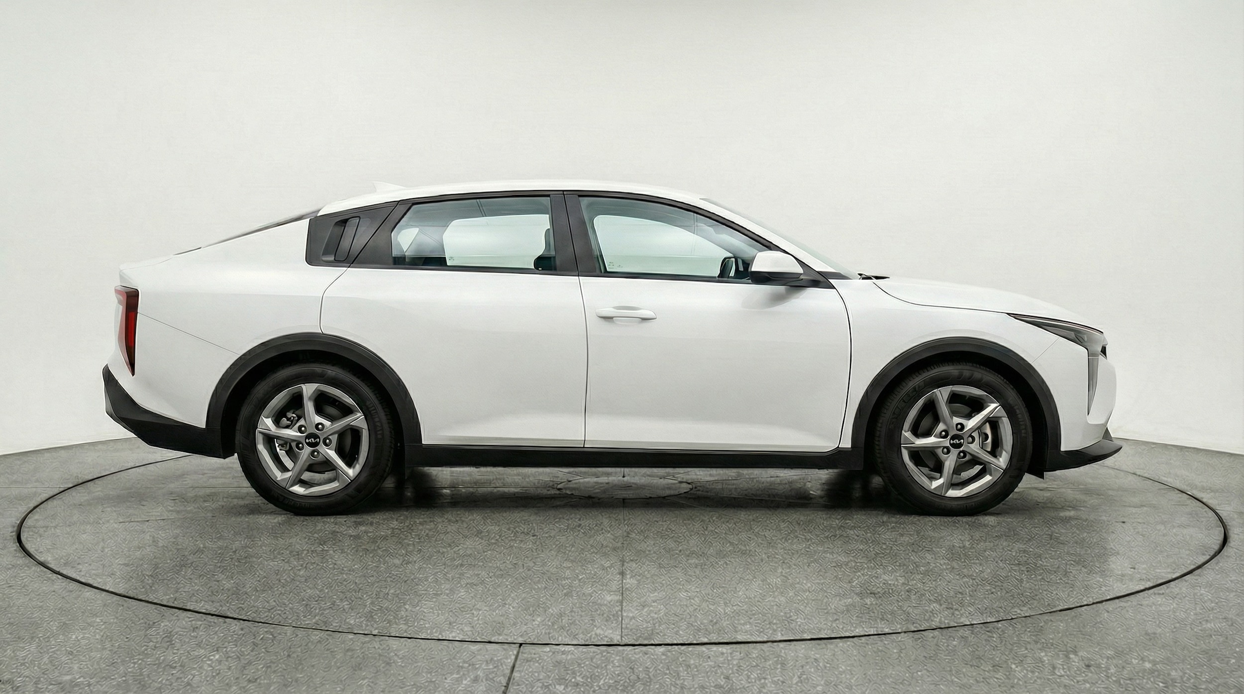 Thumbnail: 2025 Kia K4 - 8