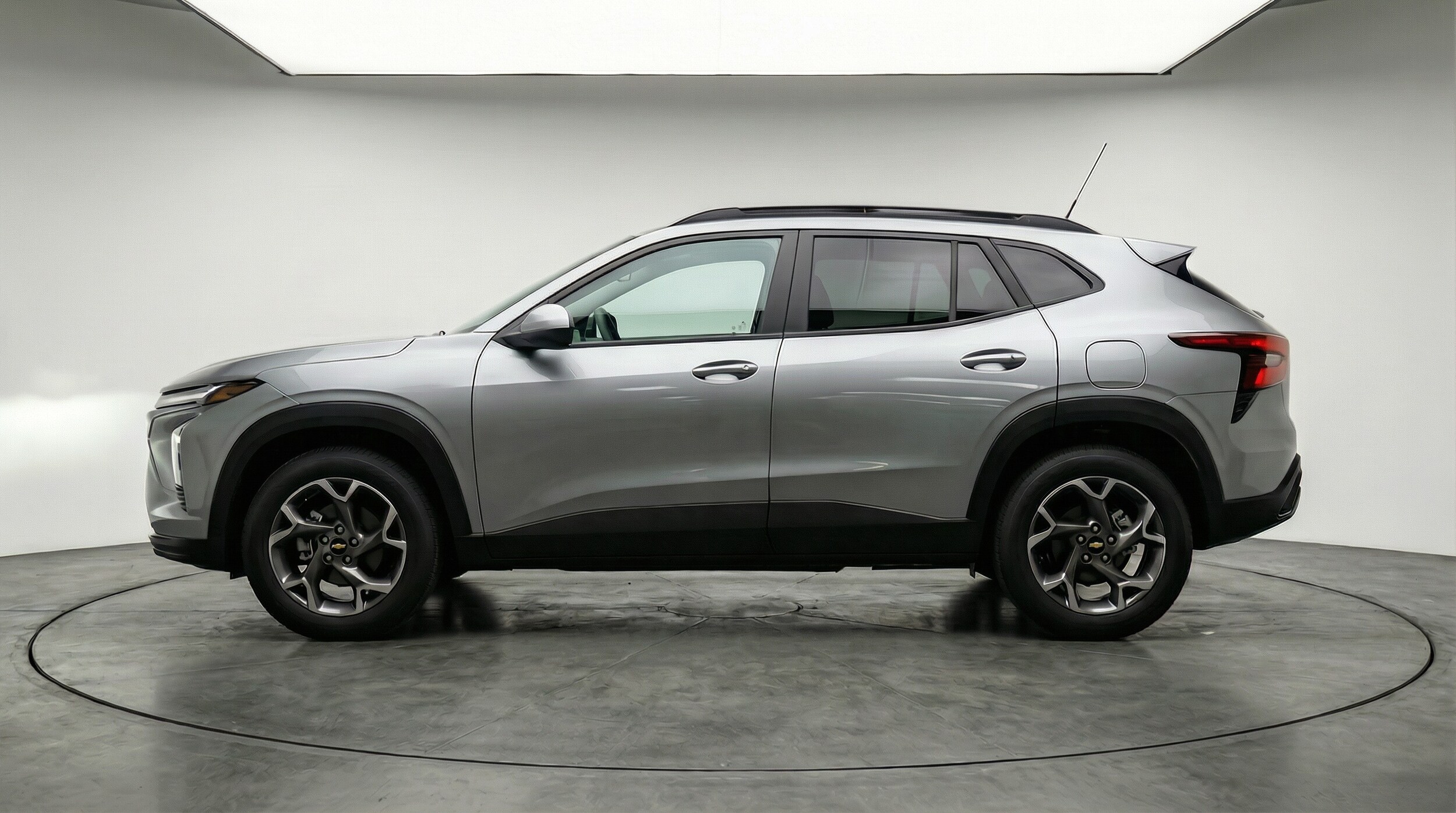 Thumbnail: 2025 Chevrolet Trax - 4