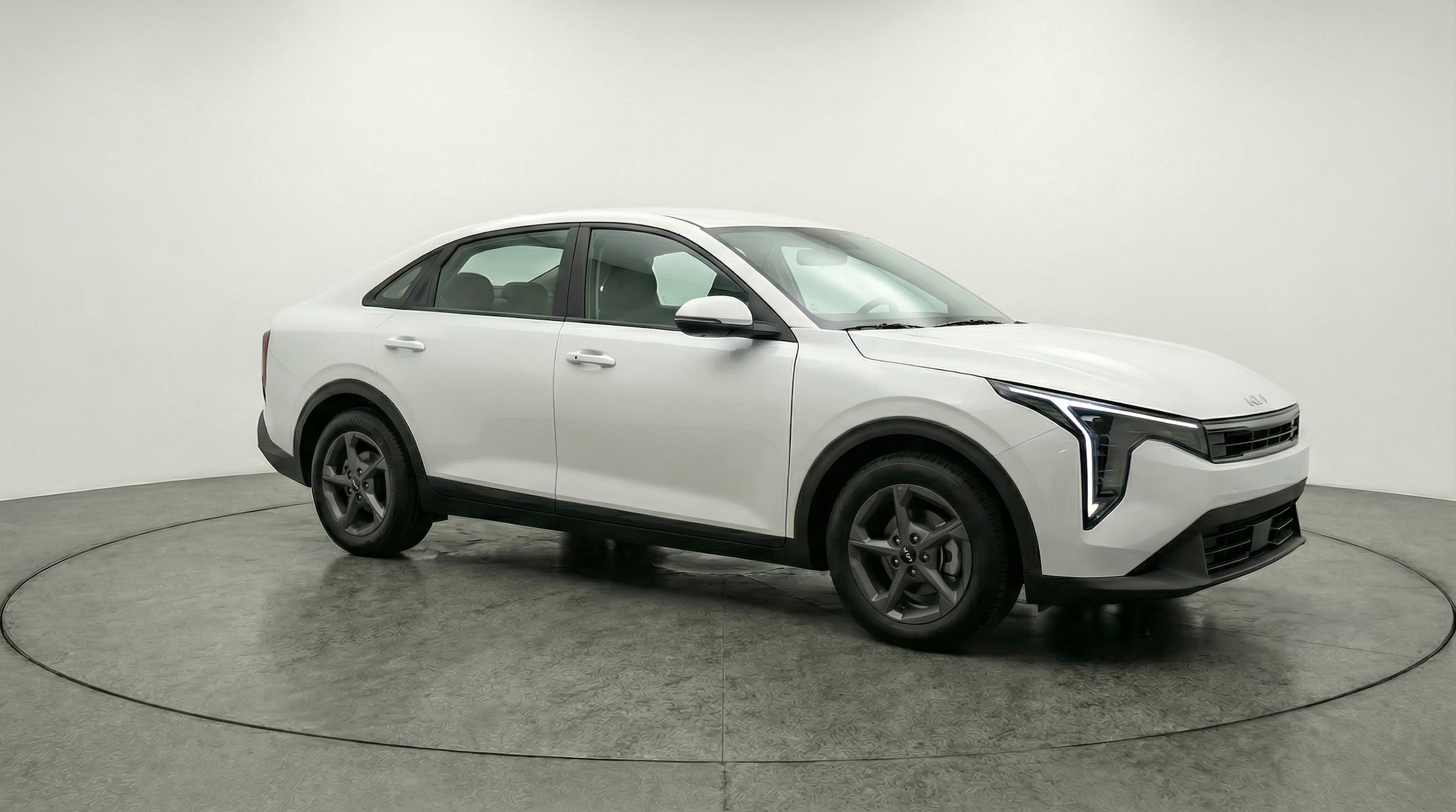 Thumbnail: 2025 Kia K4 - 1