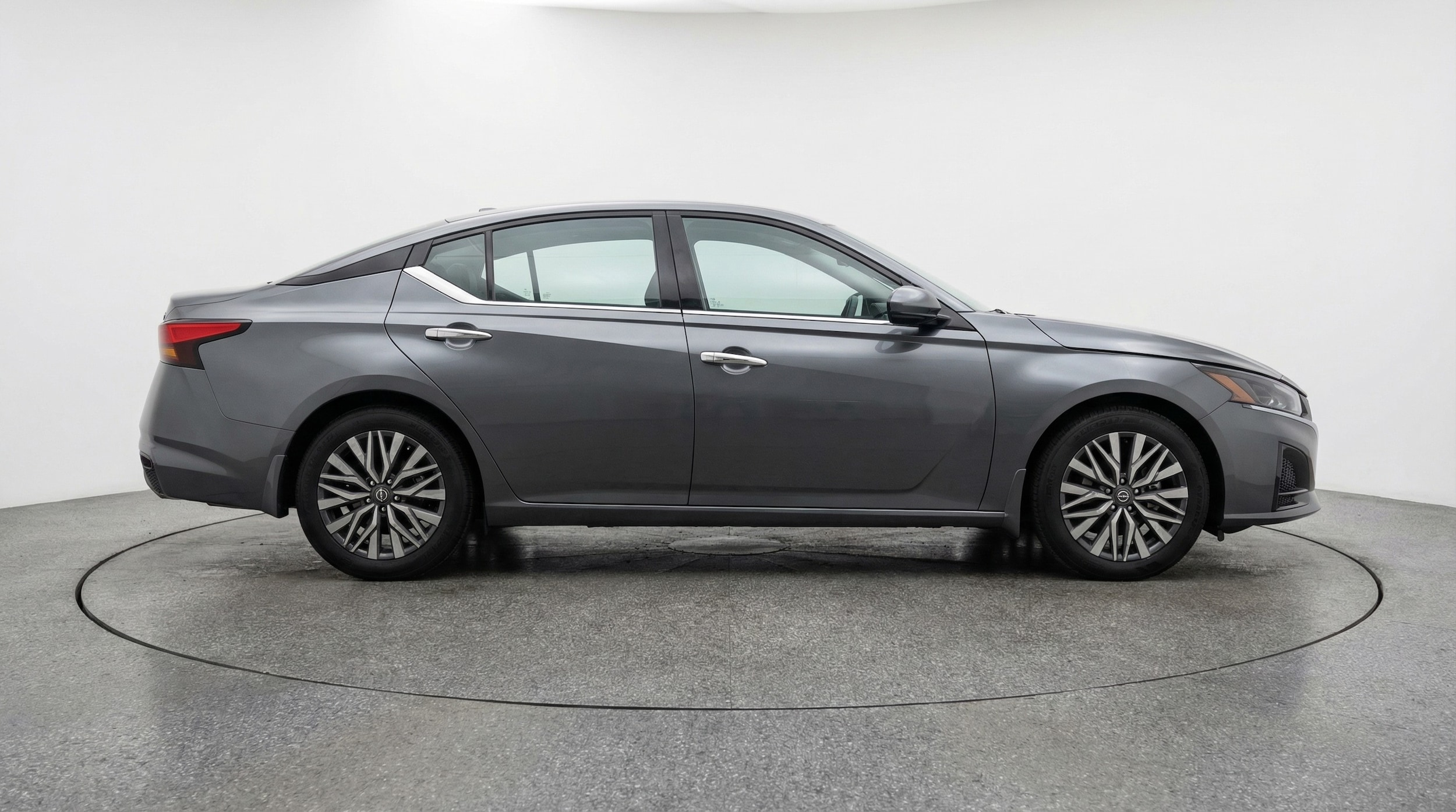 Thumbnail: 2025 Nissan Altima - 8