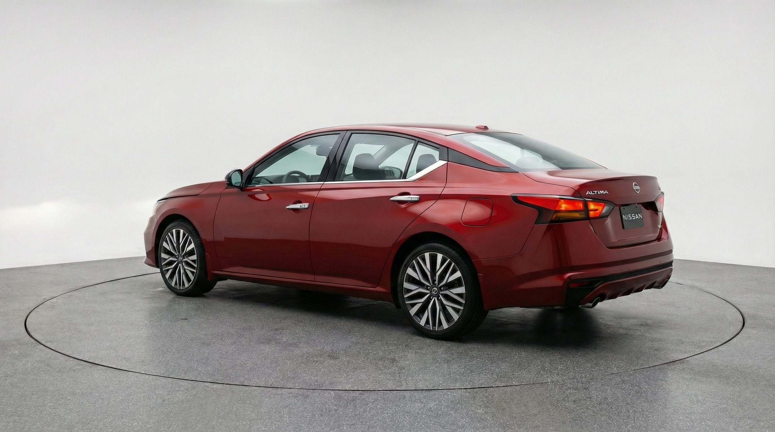 Thumbnail: 2025 Nissan Altima - 5