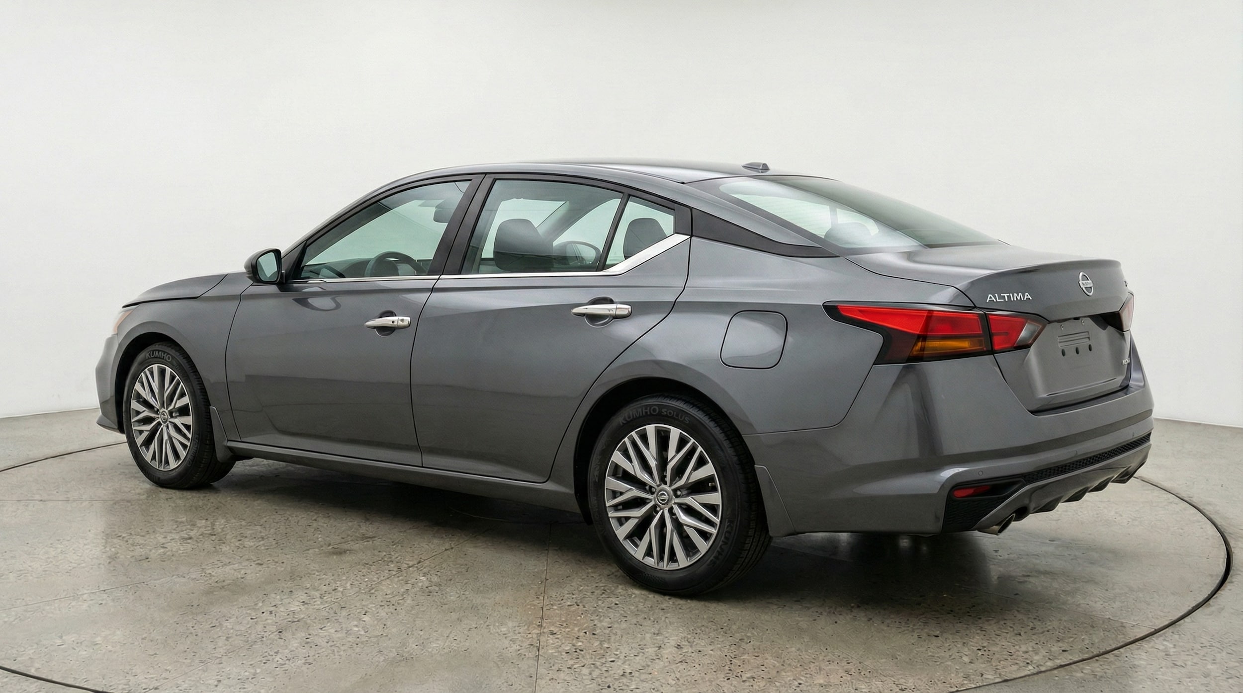 Thumbnail: 2025 Nissan Altima - 5