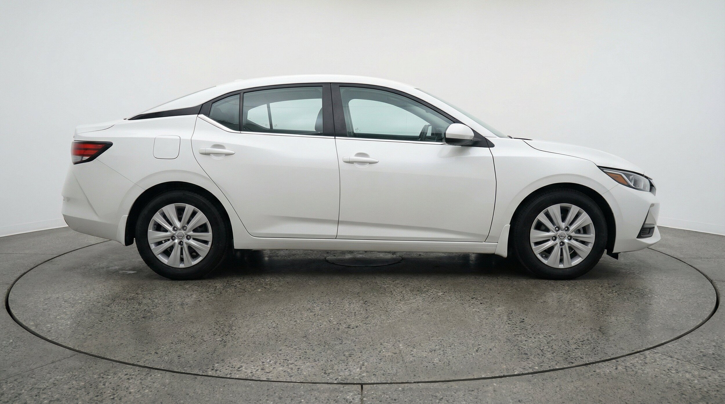 Thumbnail: 2025 Nissan Sentra - 11