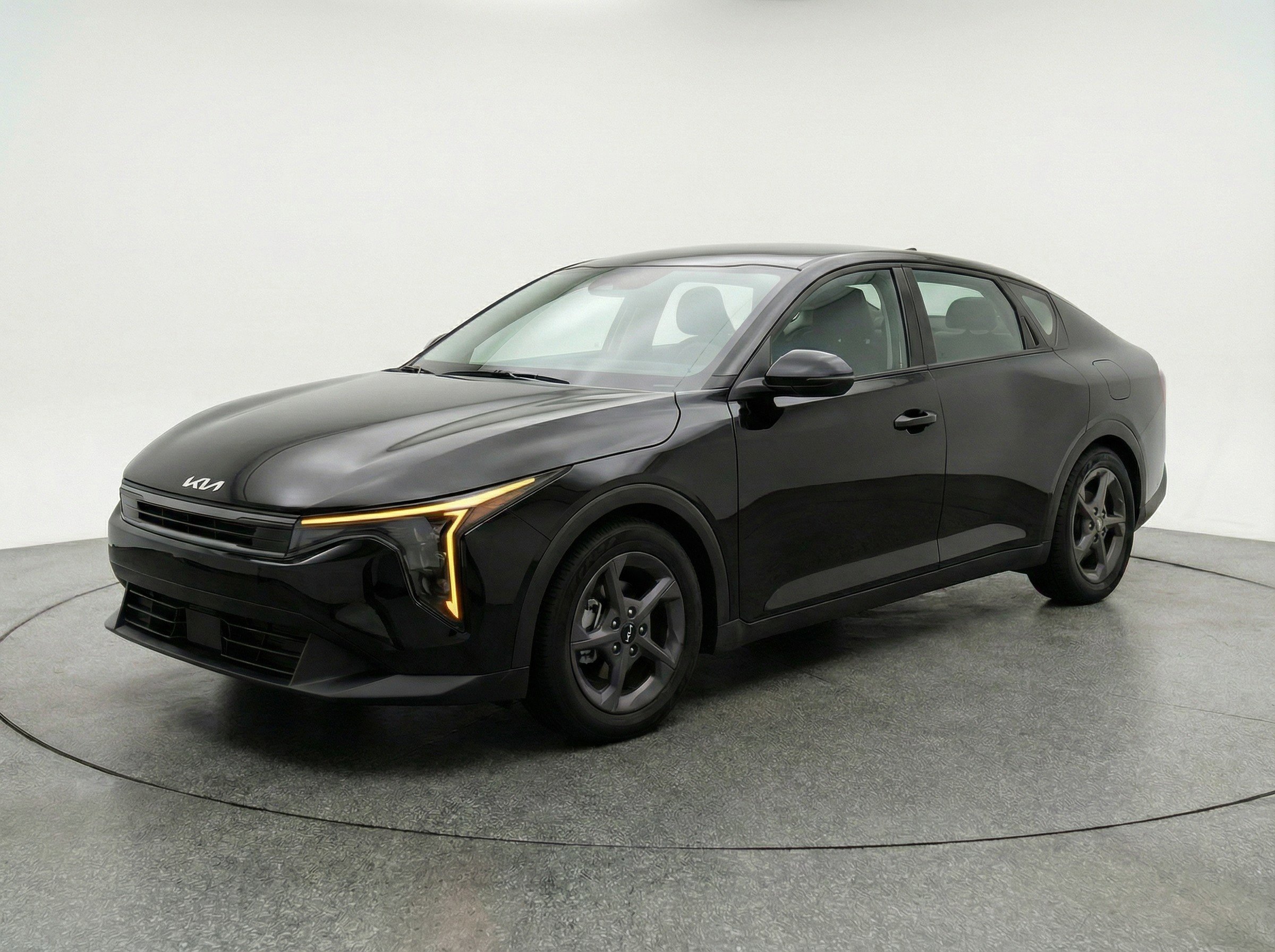 Thumbnail: 2025 Kia K4 - 3