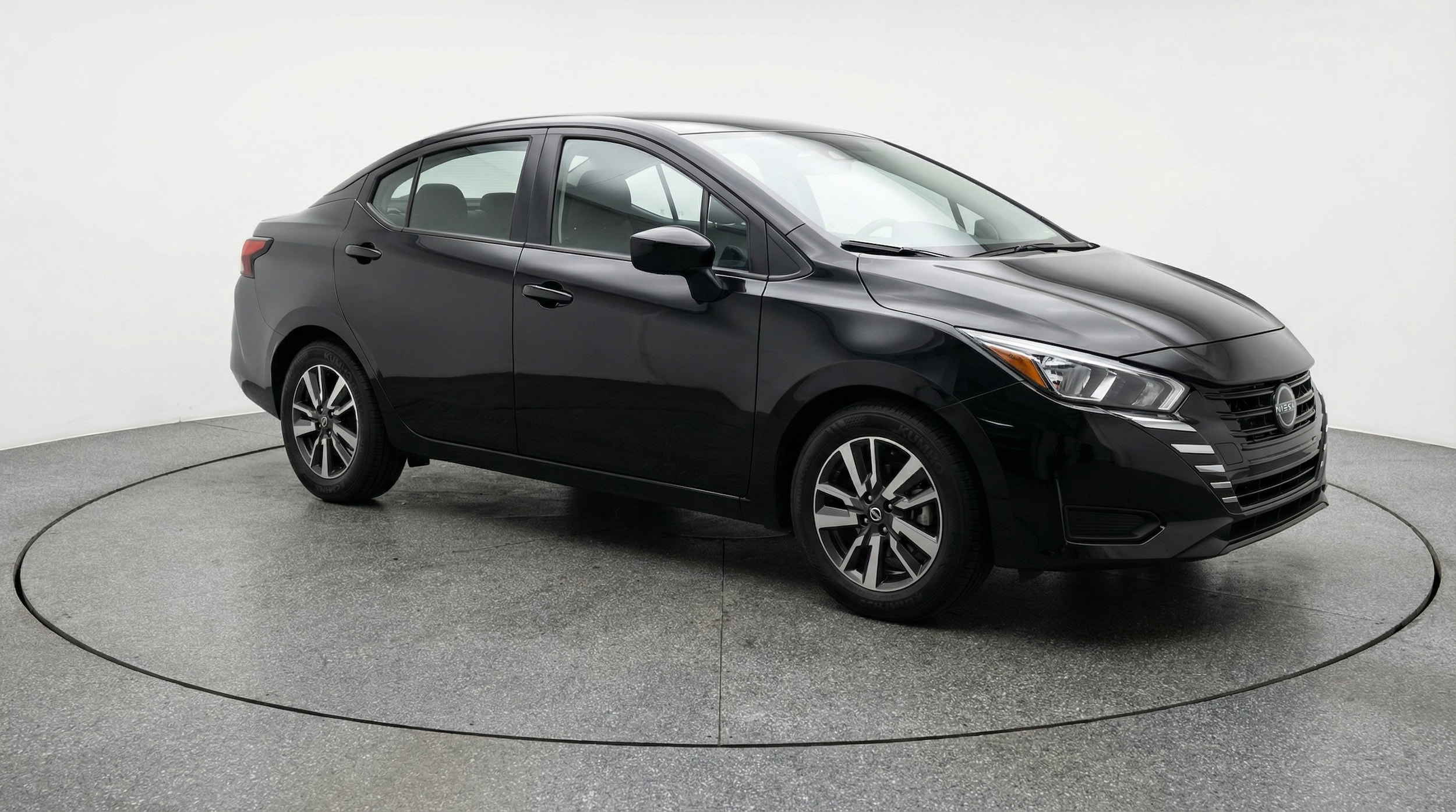 2025 Nissan Versa Sedan SV