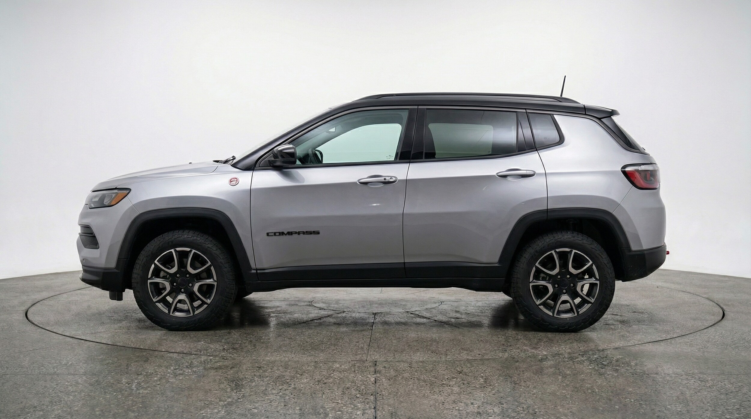 Thumbnail: 2025 Jeep Compass - 4