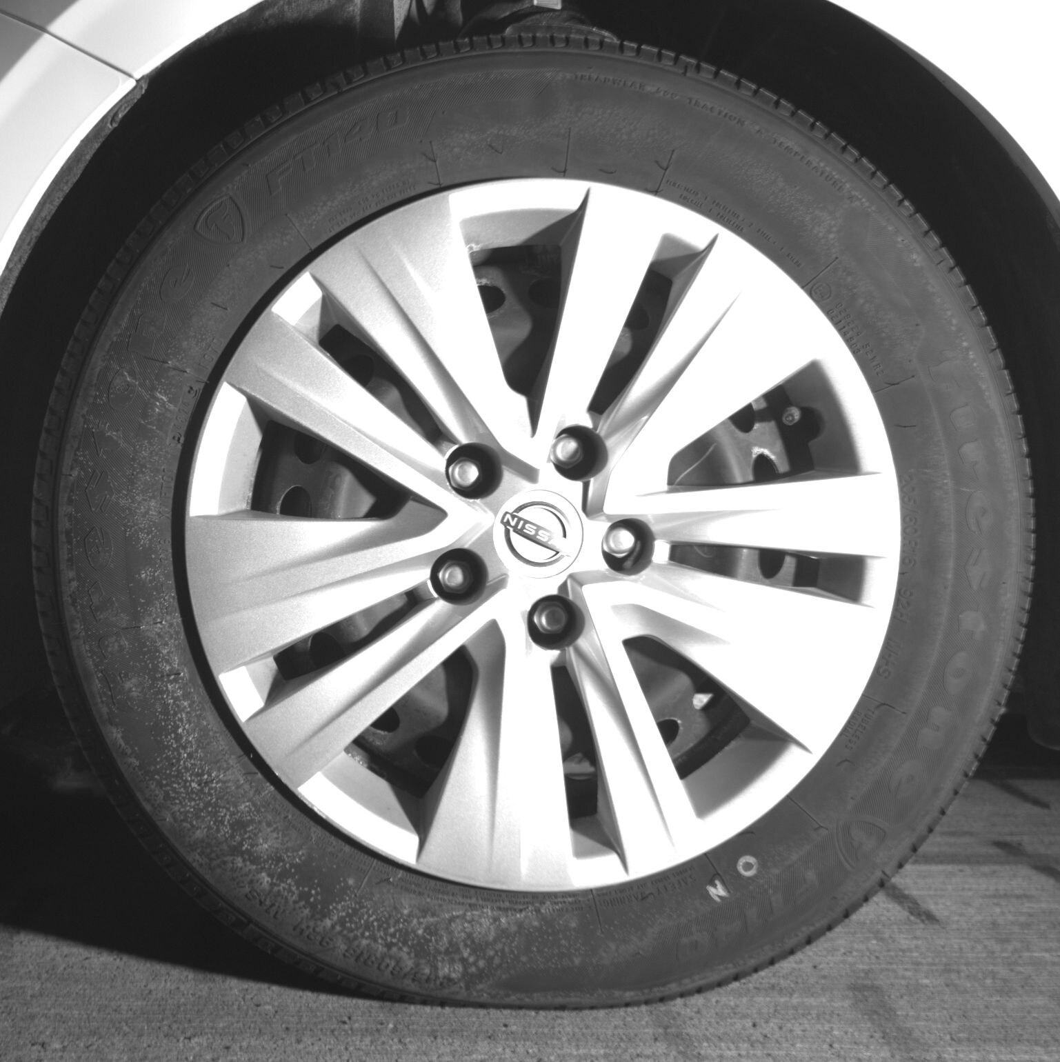 Thumbnail: 2025 Nissan Sentra - 9