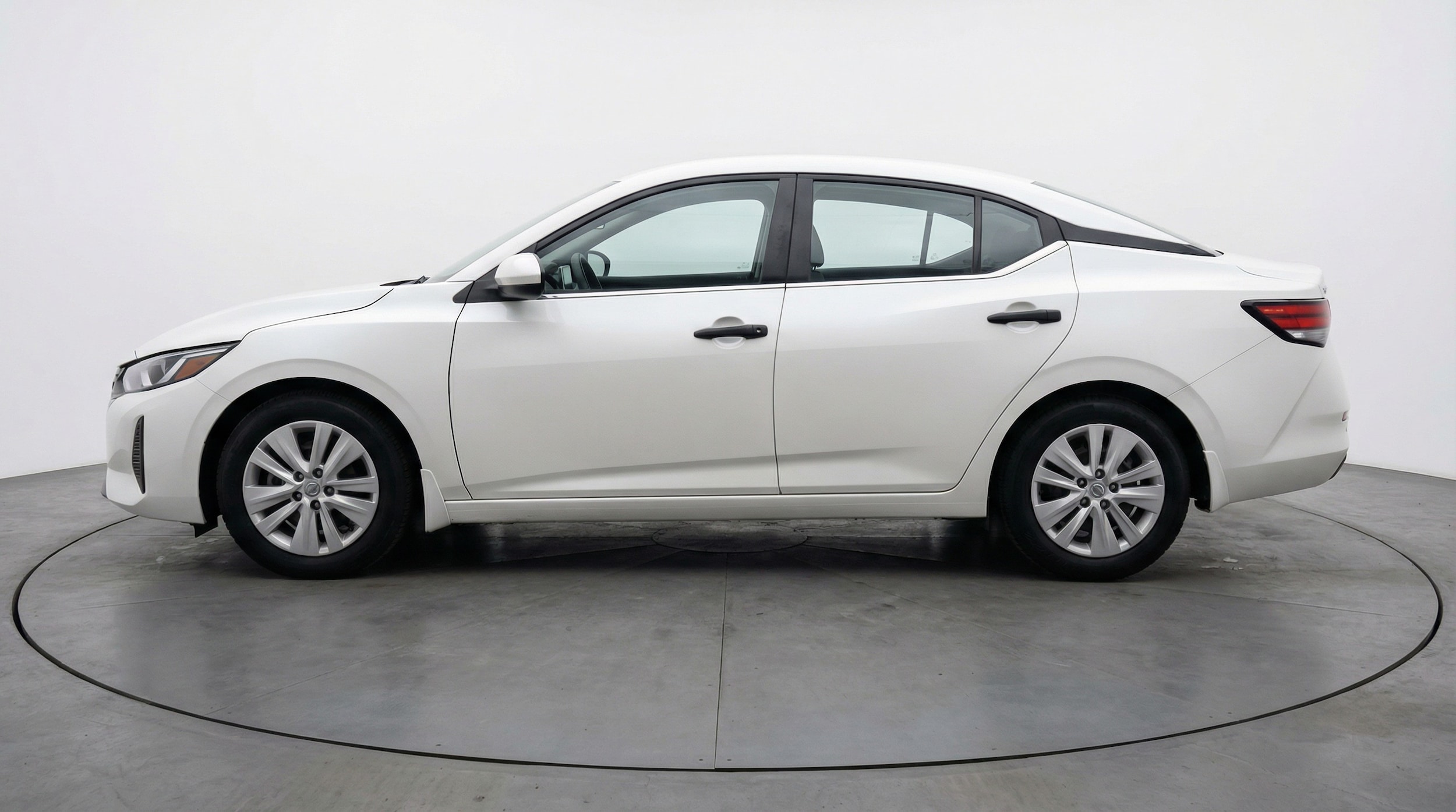 Thumbnail: 2025 Nissan Sentra - 4