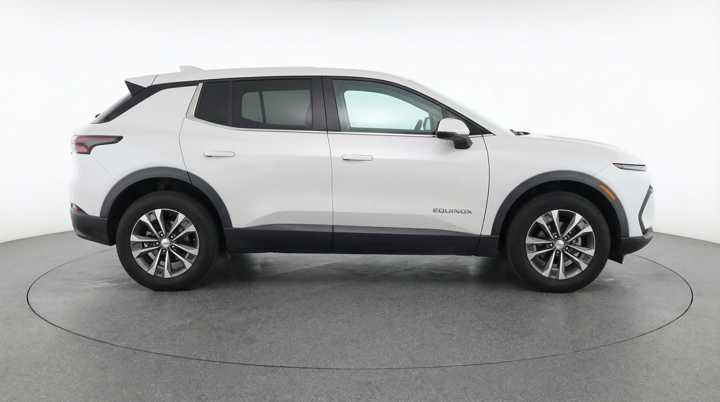 Thumbnail: 2025 Chevrolet Equinox - 11
