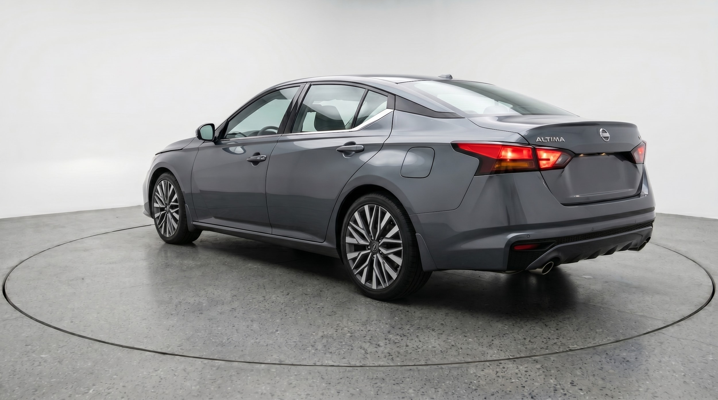 Thumbnail: 2025 Nissan Altima - 5