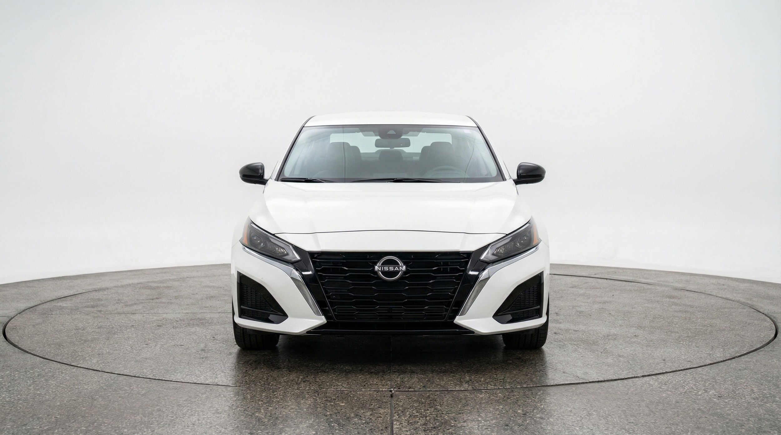 Thumbnail: 2025 Nissan Altima - 2