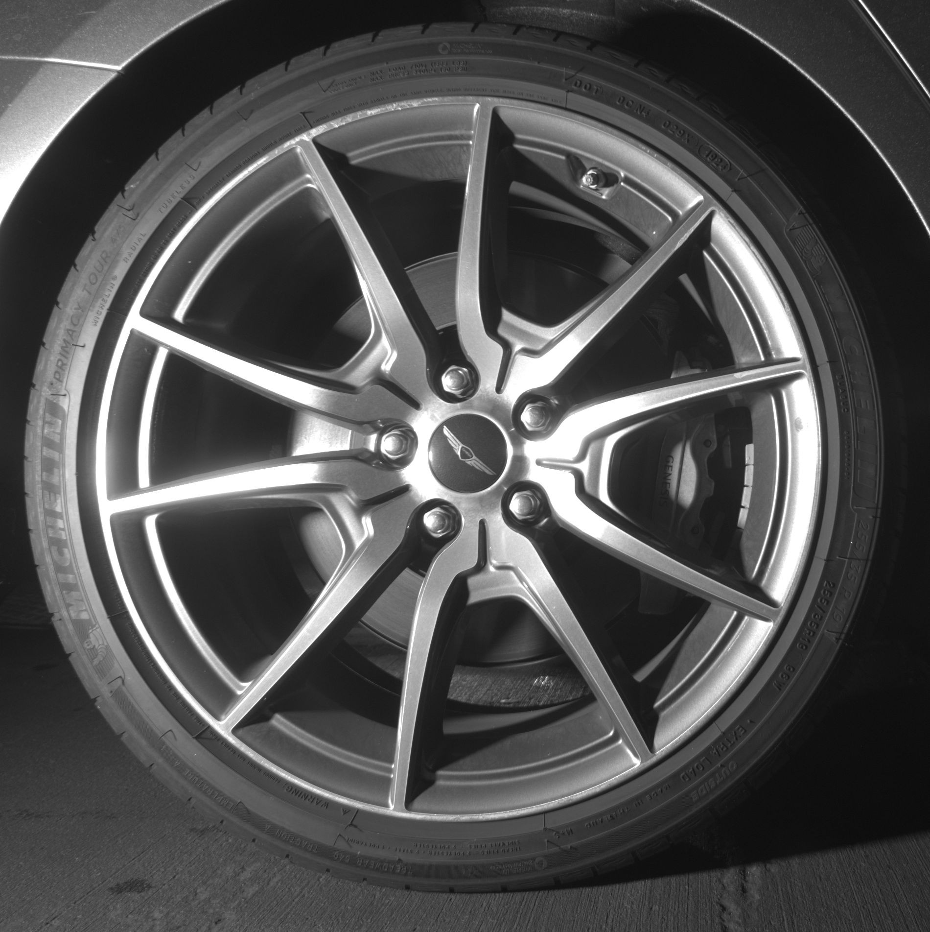 Thumbnail: 2025 Genesis G70 - 12