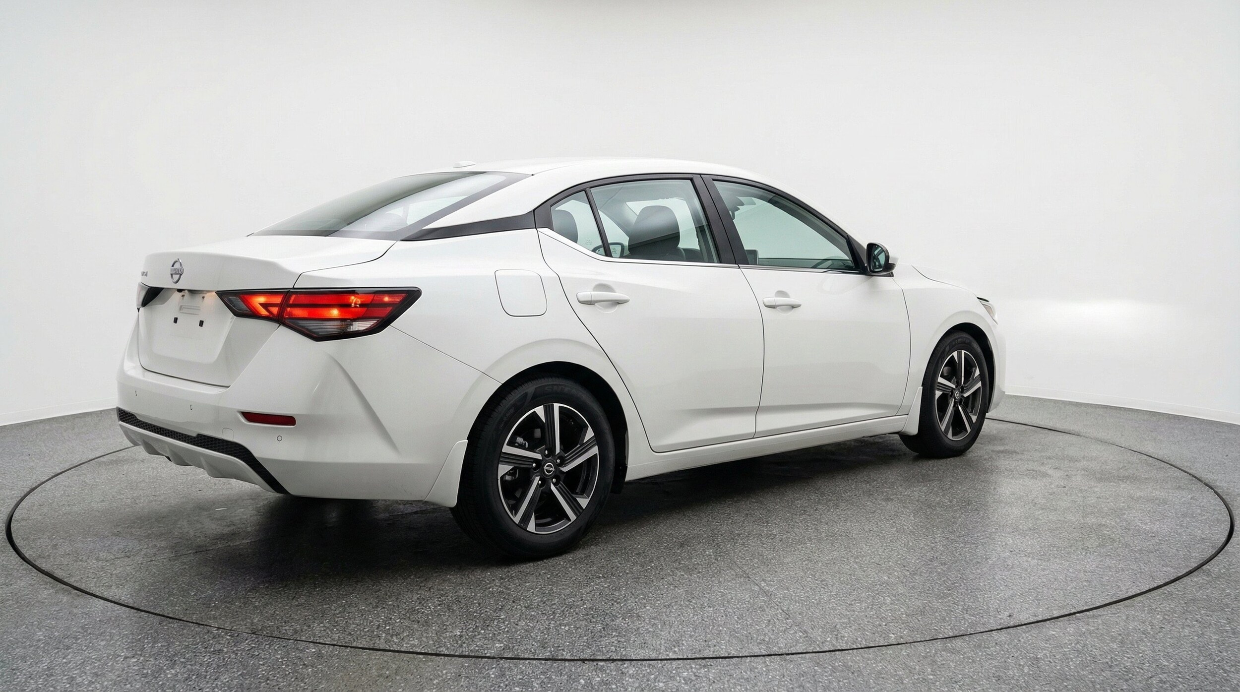 Thumbnail: 2025 Nissan Sentra - 9