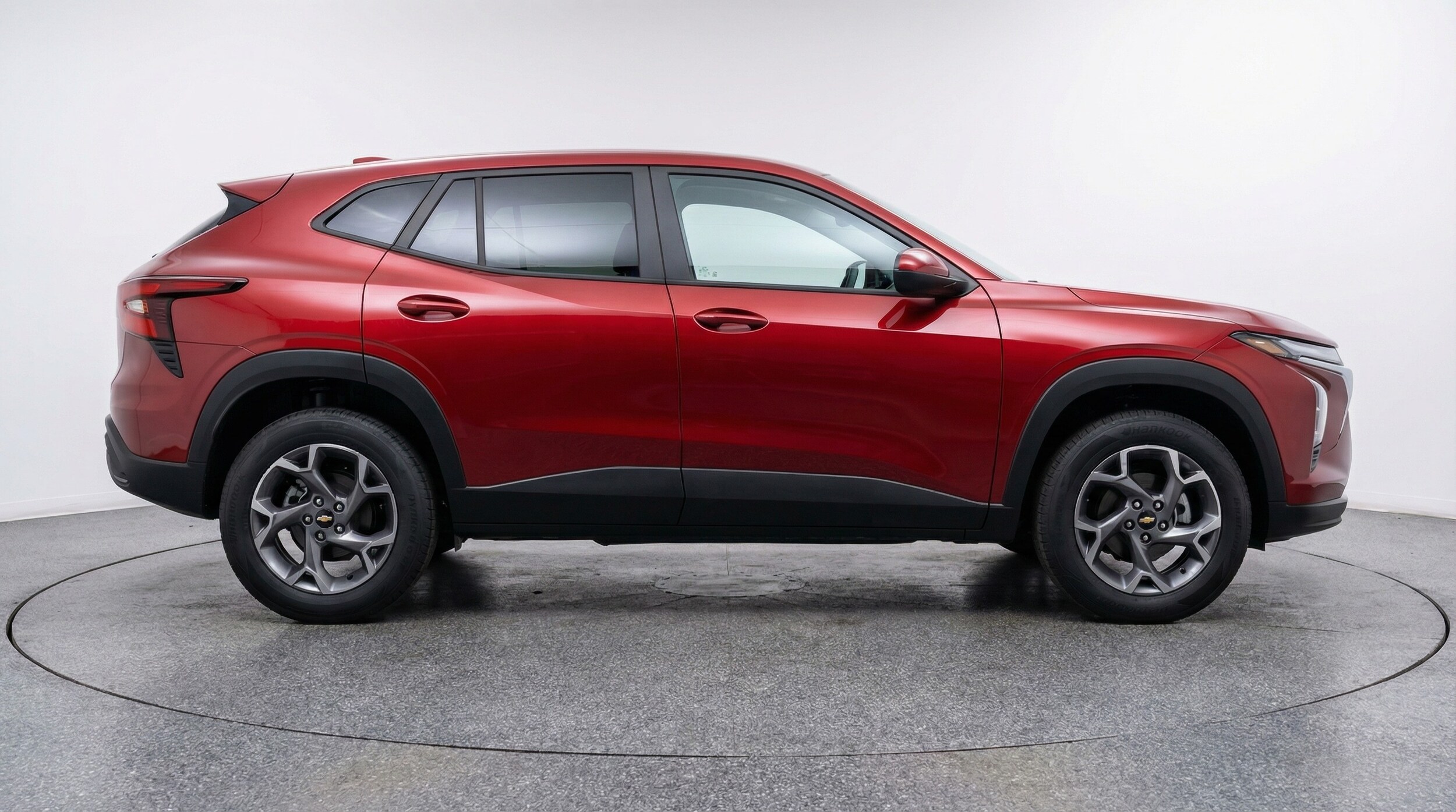 Thumbnail: 2025 Chevrolet Trax - 8