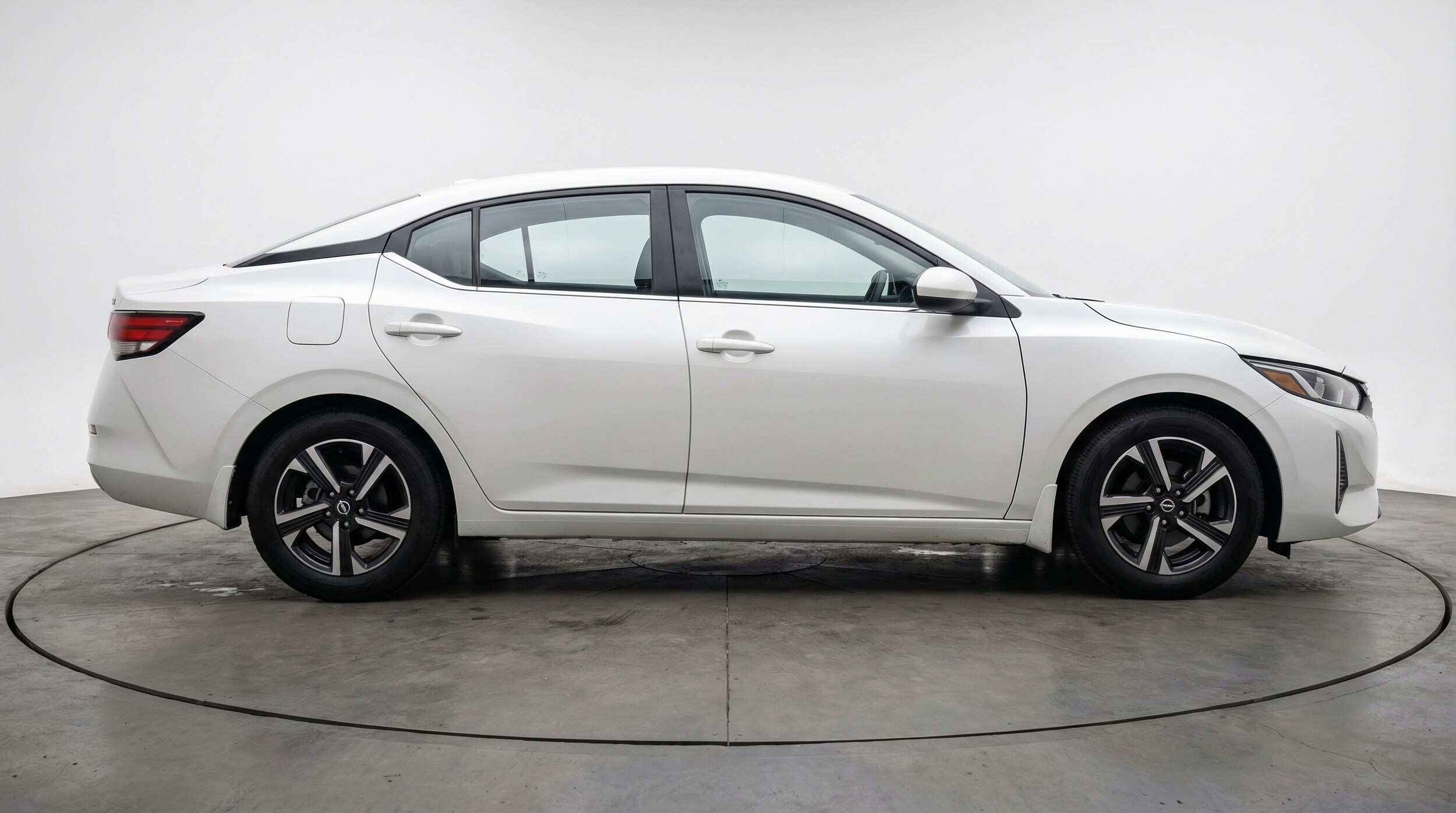 Thumbnail: 2025 Nissan Sentra - 8