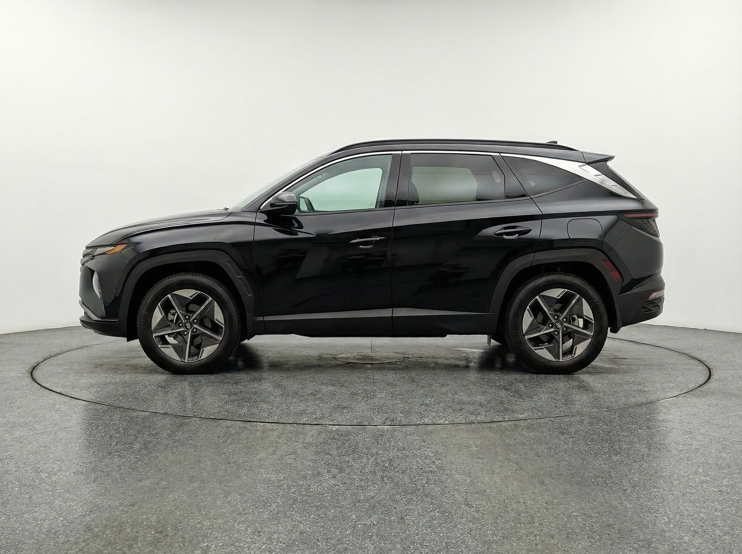 Thumbnail: 2026 Hyundai Tucson - 4