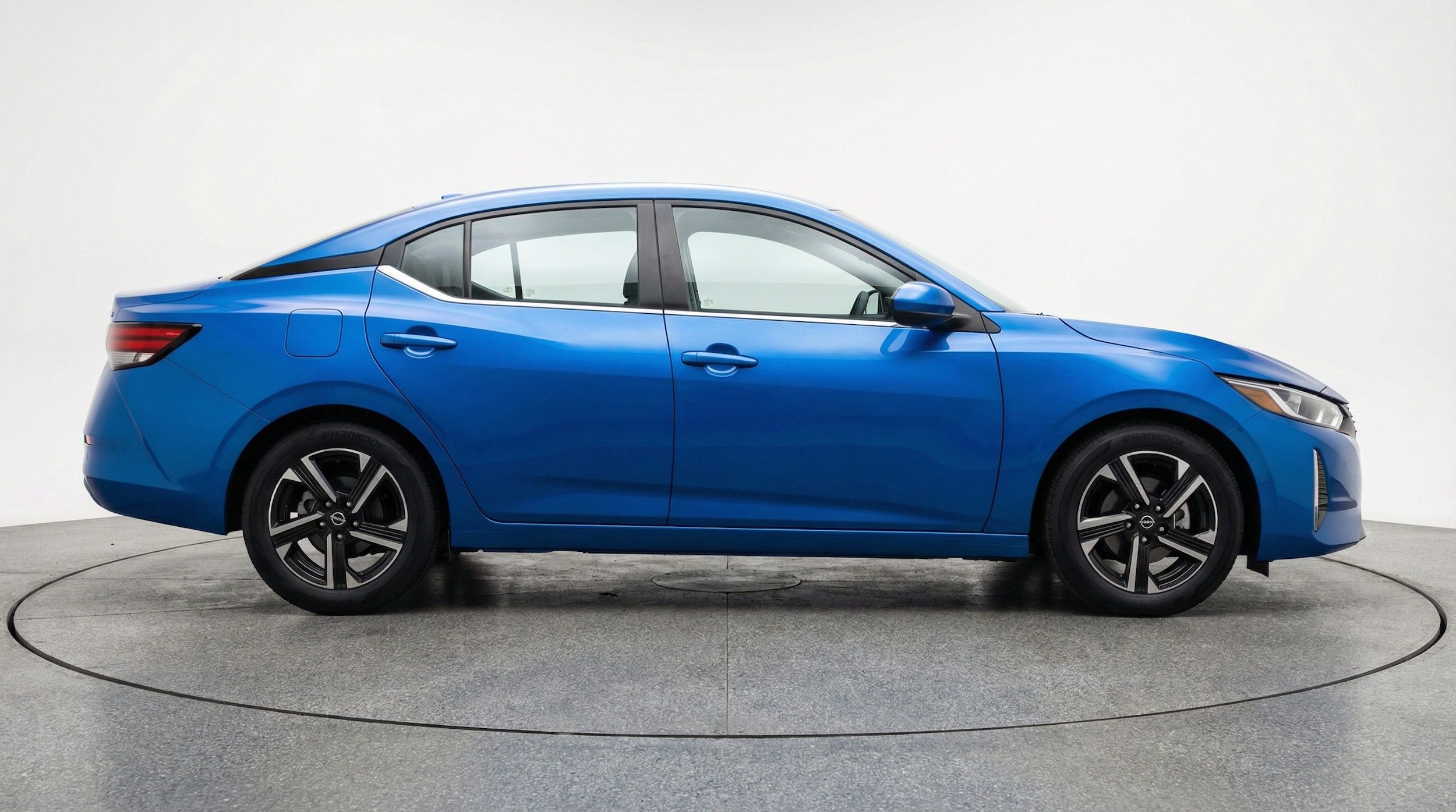 Thumbnail: 2025 Nissan Sentra - 8