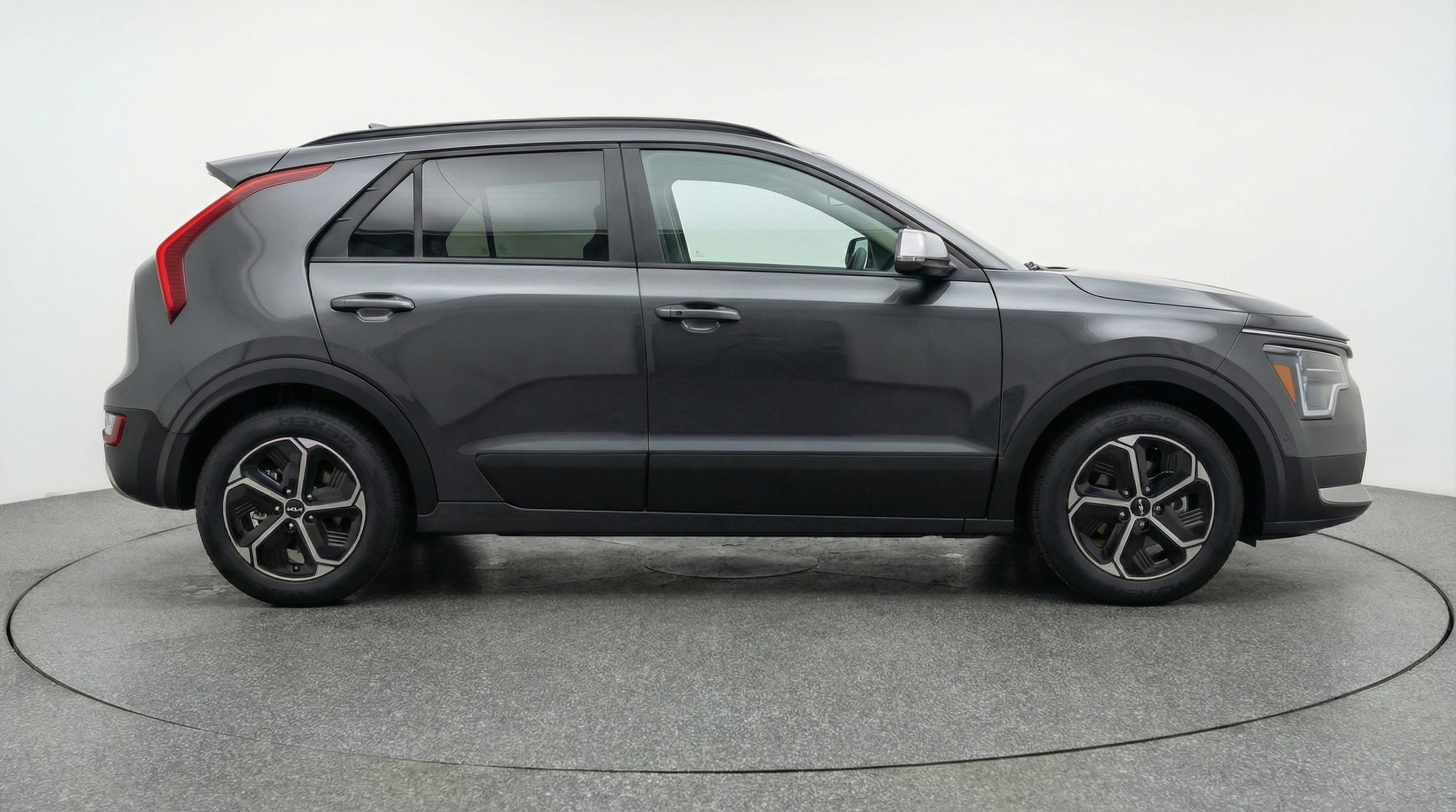 Thumbnail: 2026 Kia Niro - 8