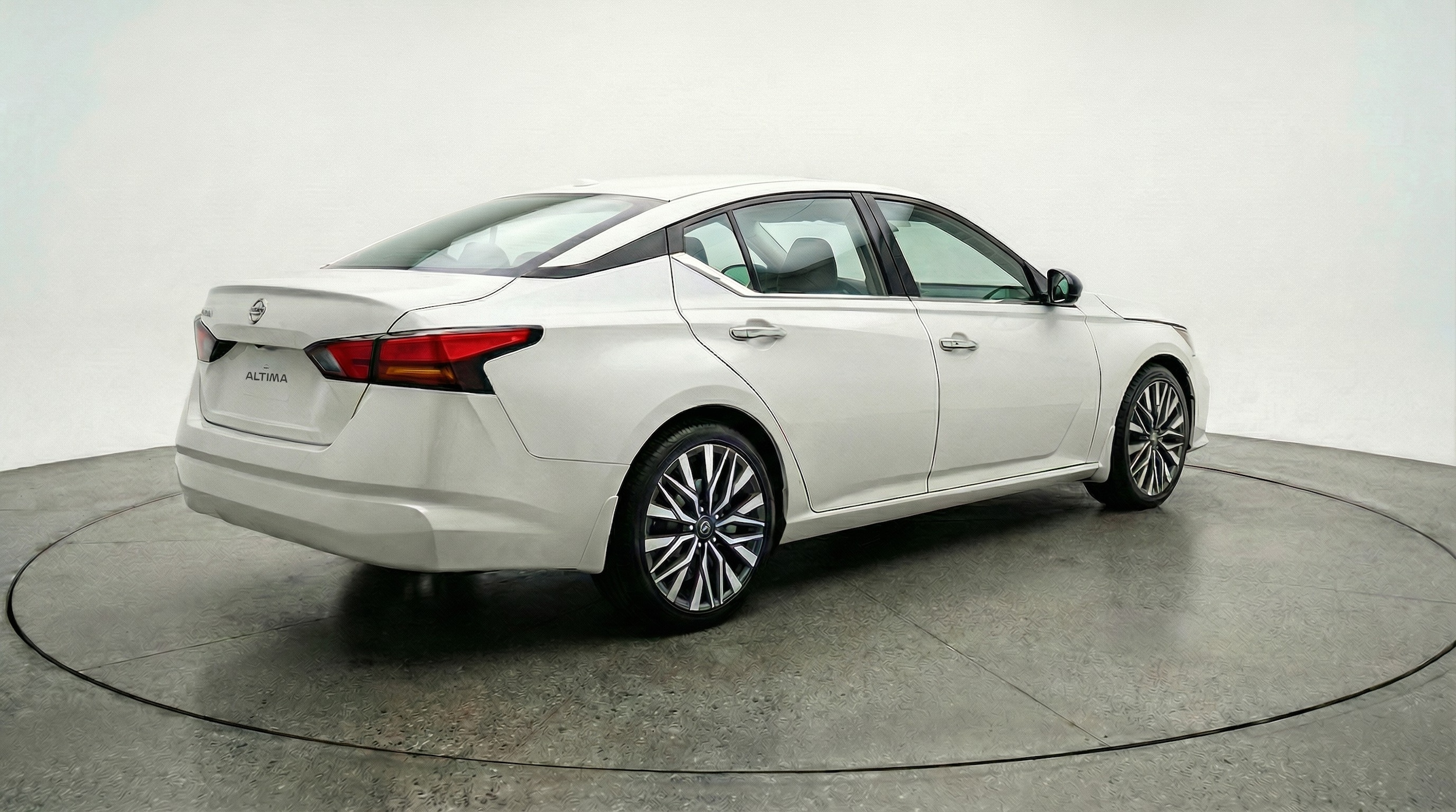 Thumbnail: 2025 Nissan Altima - 7