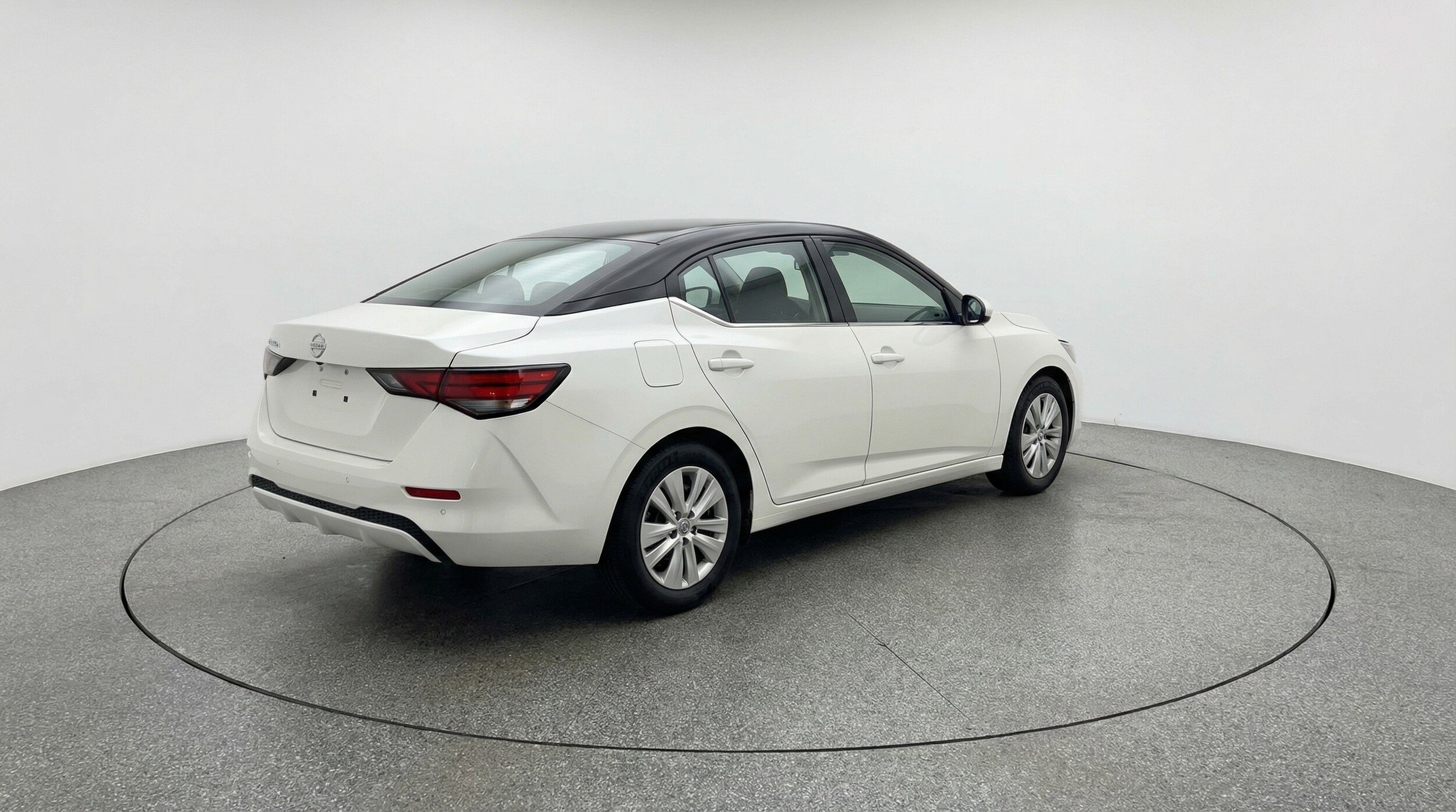 Thumbnail: 2025 Nissan Sentra - 9