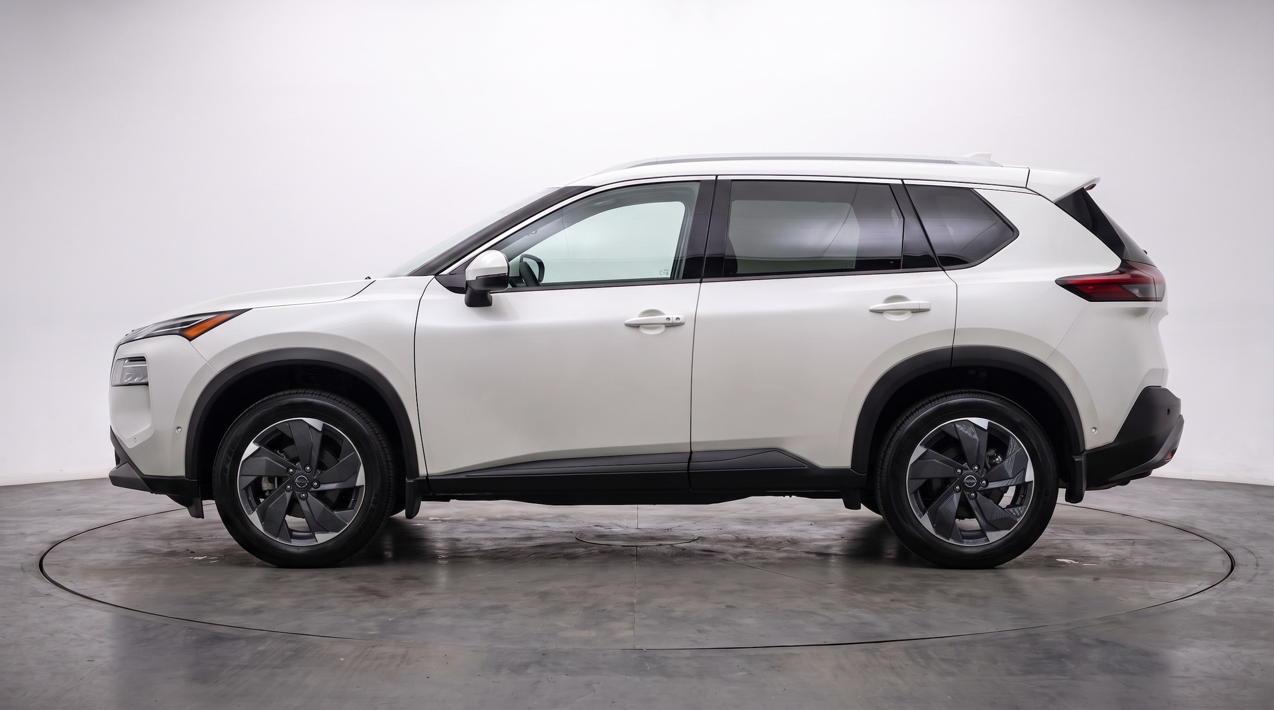 Thumbnail: 2026 Nissan Rogue - 4