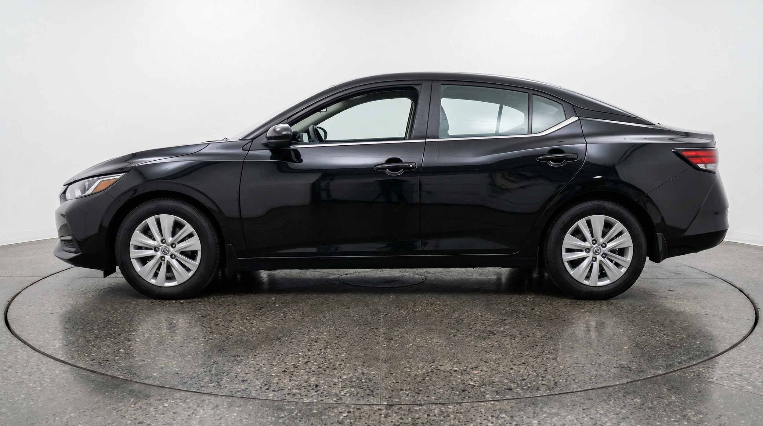 Thumbnail: 2025 Nissan Sentra - 4