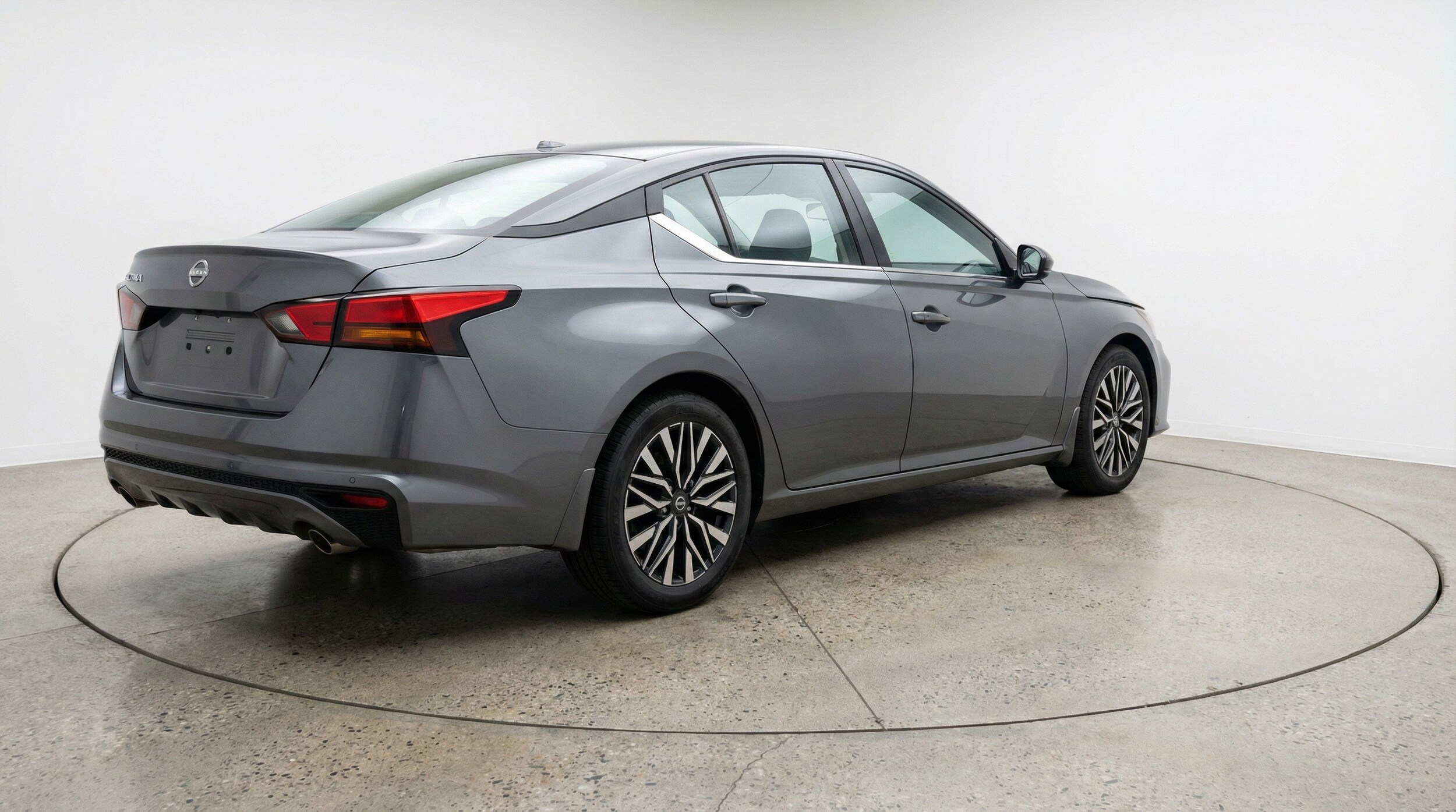 Thumbnail: 2025 Nissan Altima - 9