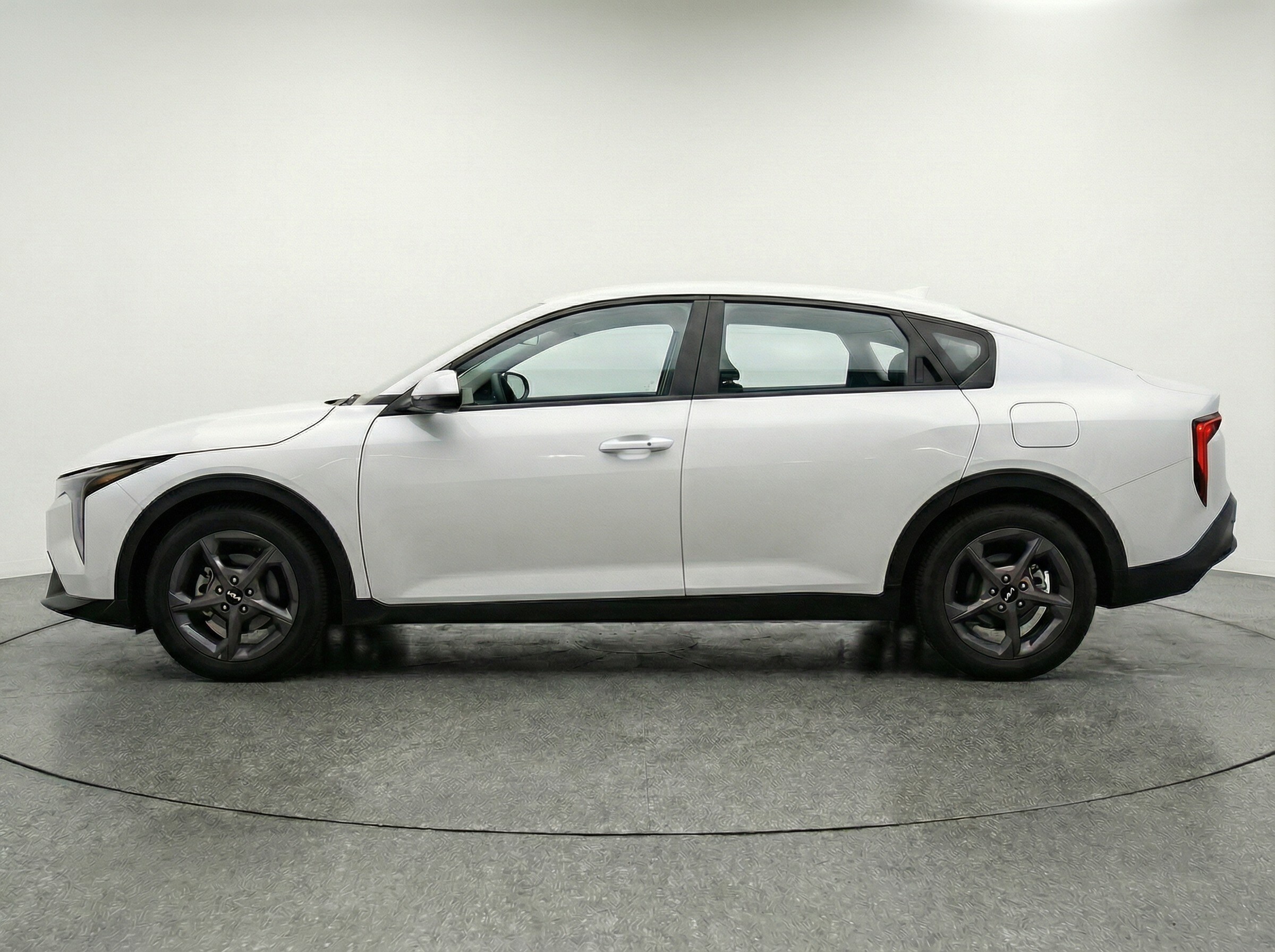 Thumbnail: 2025 Kia K4 - 4