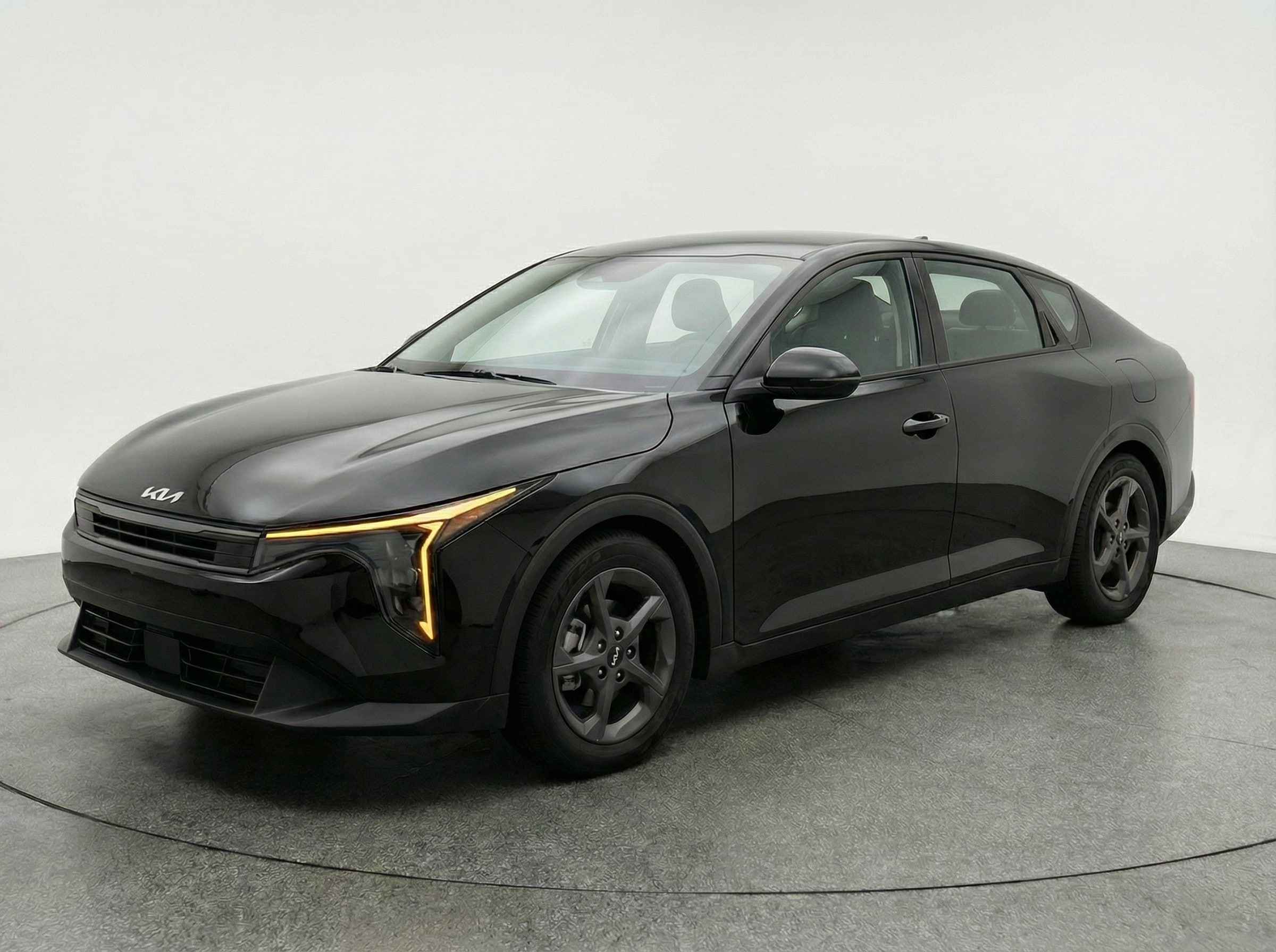 Thumbnail: 2025 Kia K4 - 3