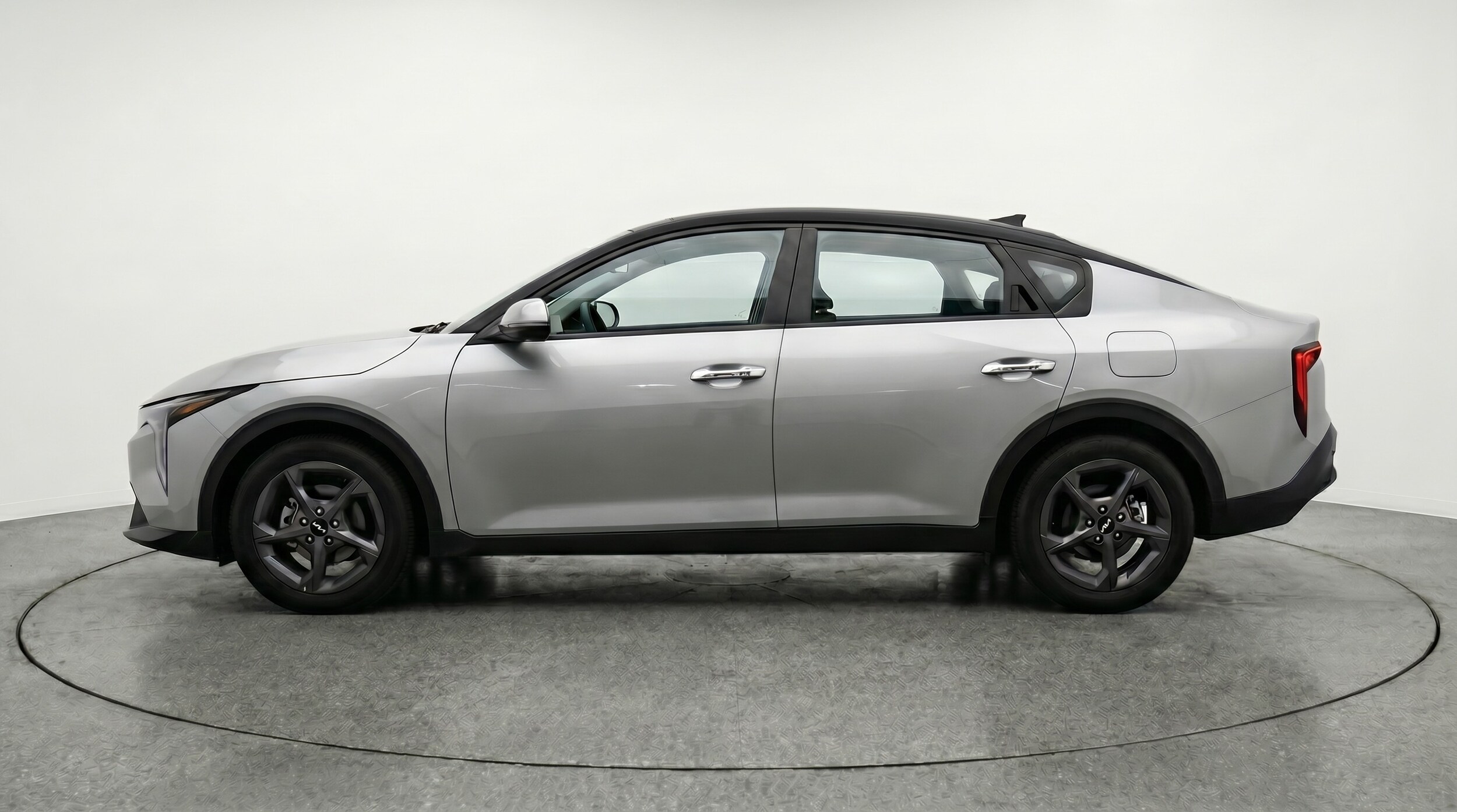 Thumbnail: 2025 Kia K4 - 4