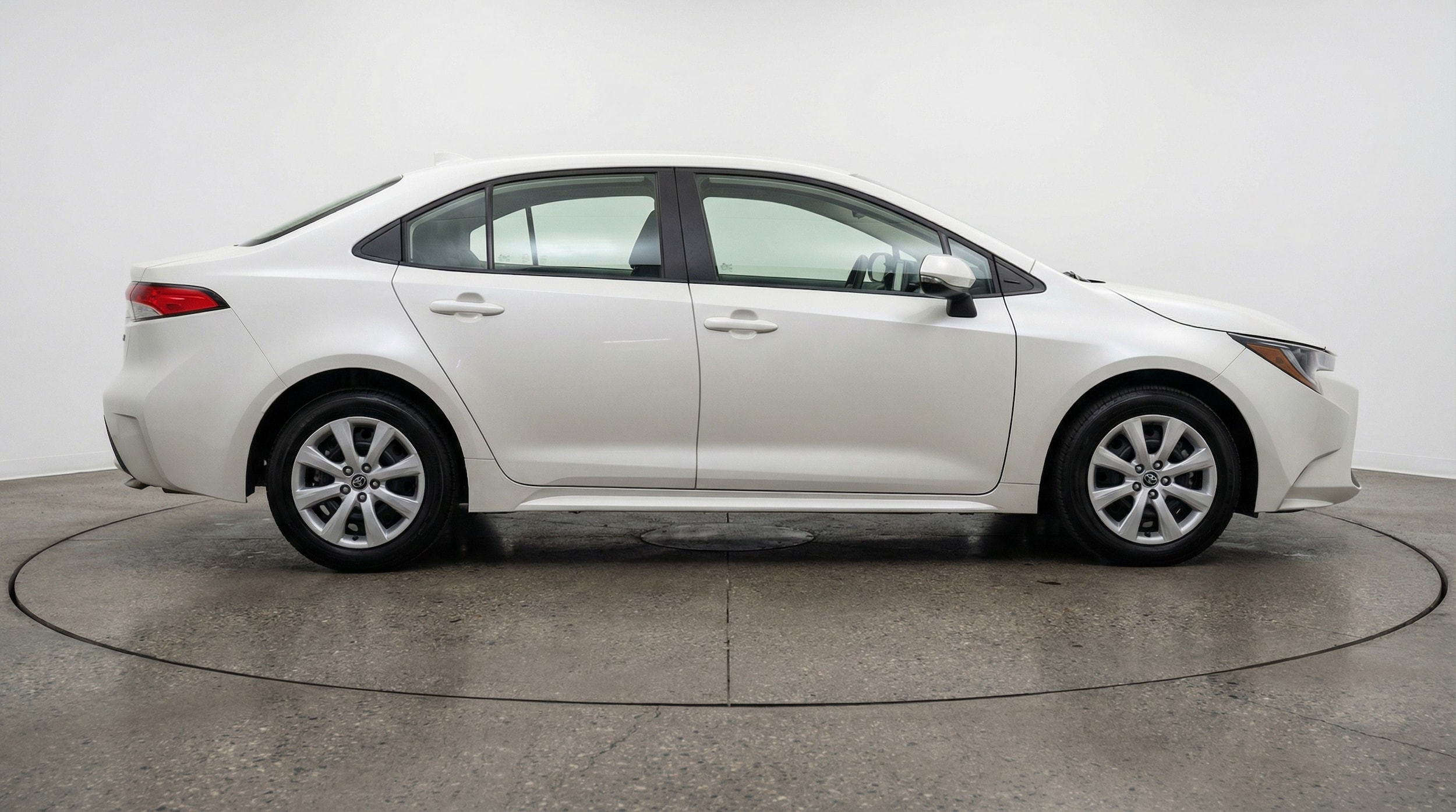 Thumbnail: 2025 Toyota Corolla - 8