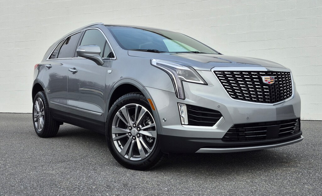 New 2026 CADILLAC XT5 Premium Luxury SUV