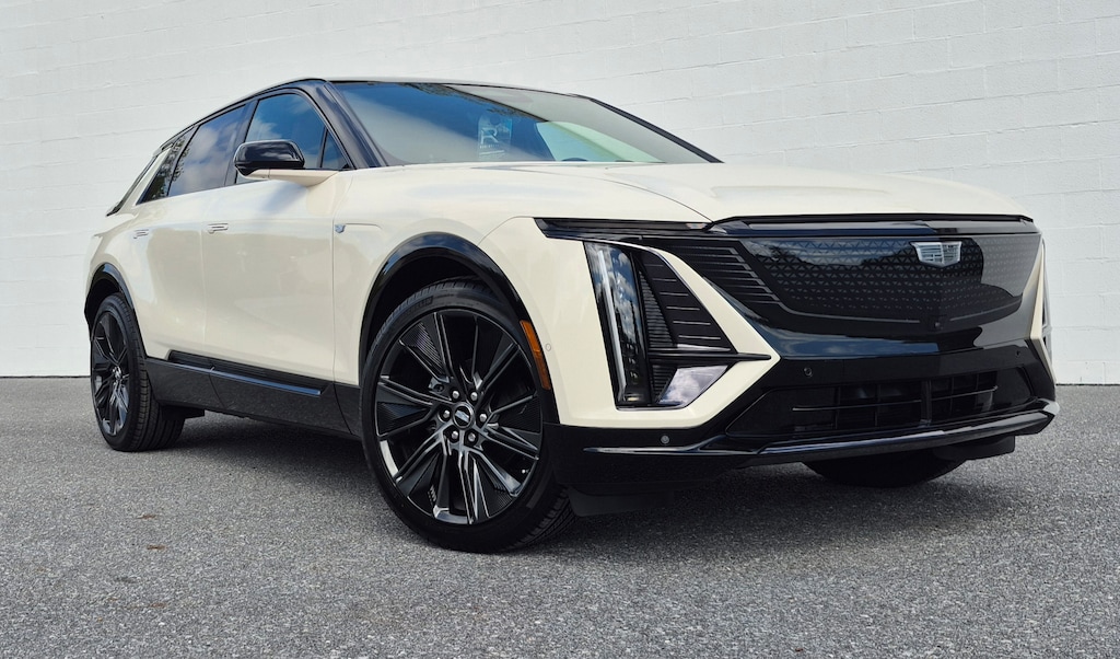 New 2027 CADILLAC LYRIQ Signature Sport SUV