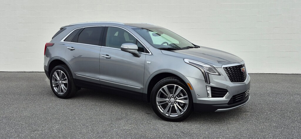 New 2026 CADILLAC XT5 Premium Luxury SUV