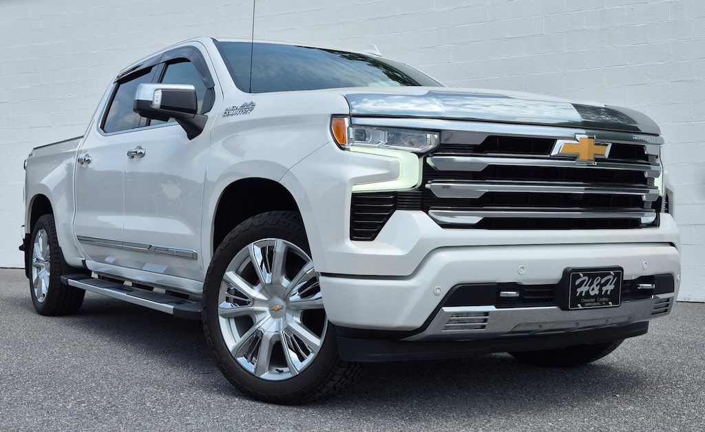 Used 2025 Chevrolet Silverado 1500 High Country Truck
