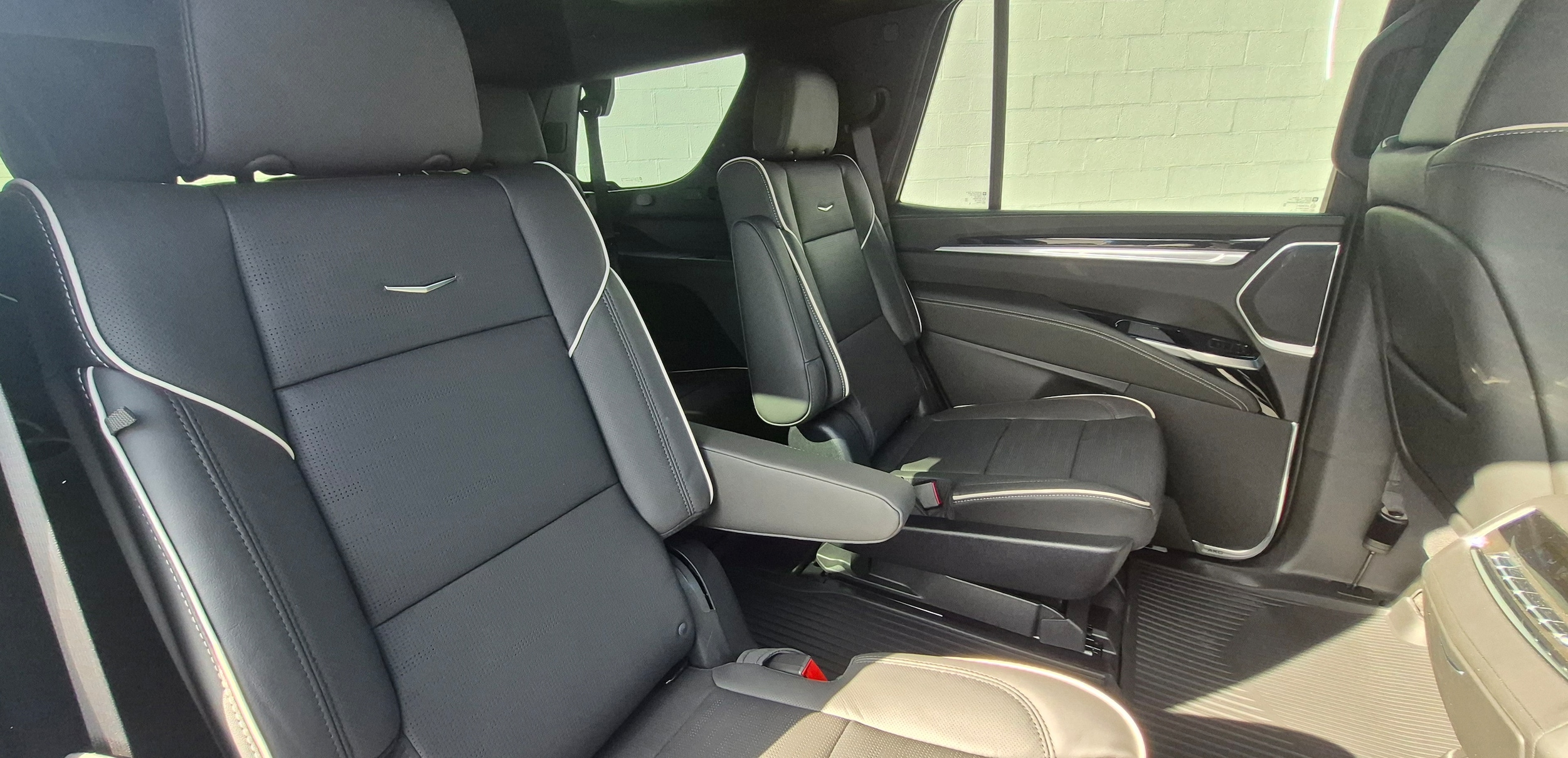 2026 Cadillac Escalade Sport - Photo 5