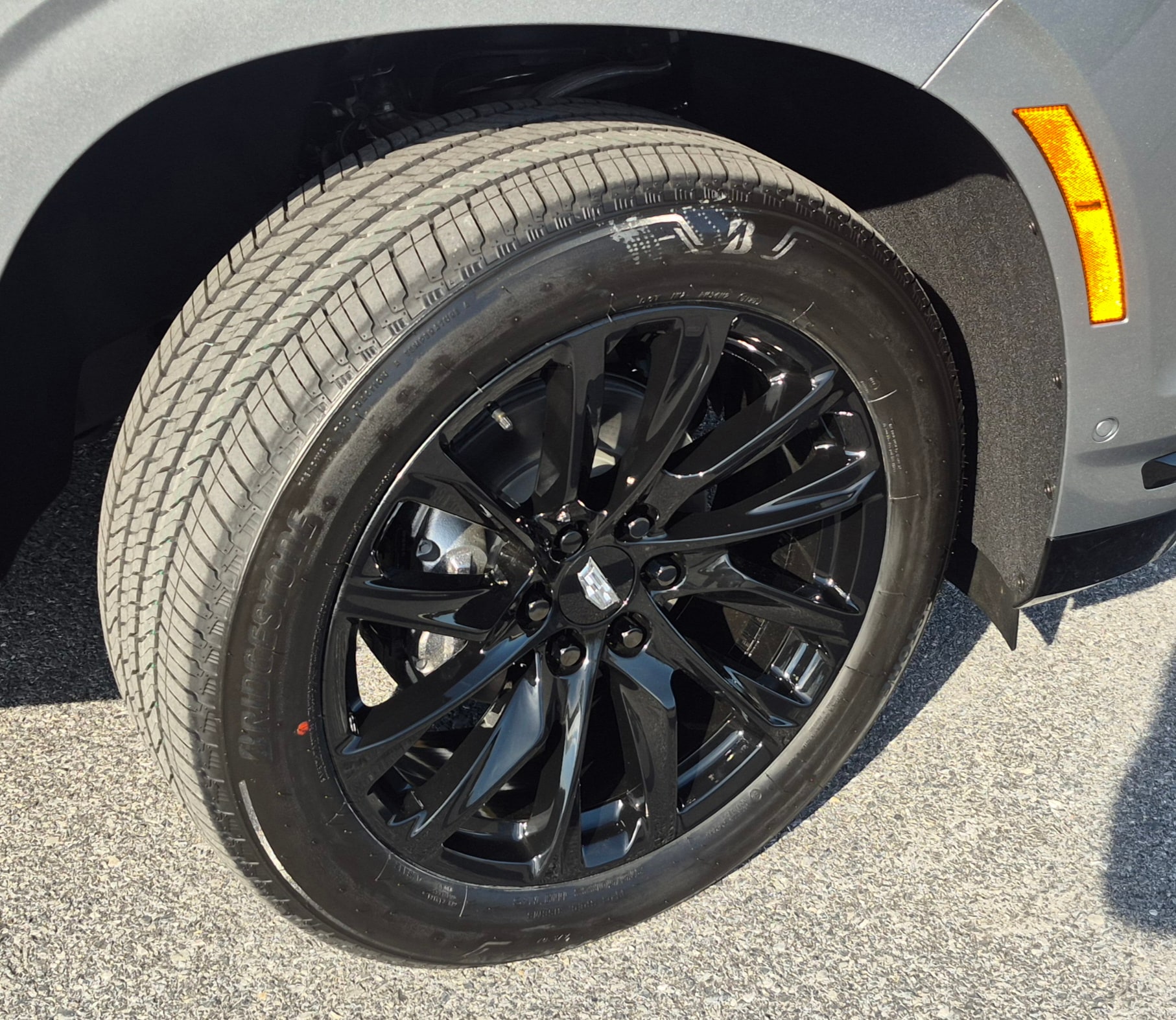 2026 Cadillac Escalade Sport - Photo 3