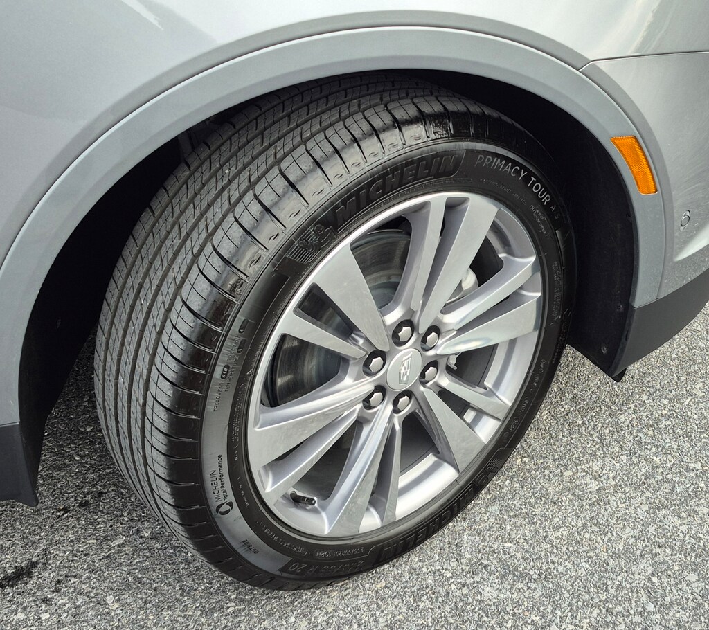 New 2026 CADILLAC XT5 Premium Luxury SUV