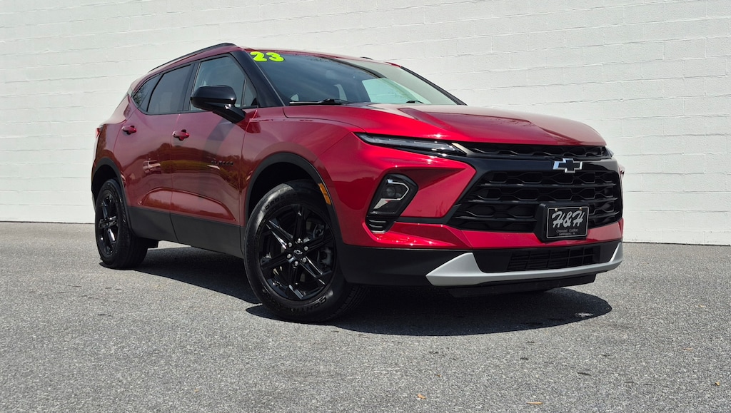 Used 2023 Chevrolet Blazer 2LT SUV