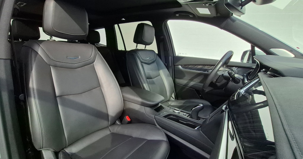 Used 2025 CADILLAC XT6 Premium Luxury SUV