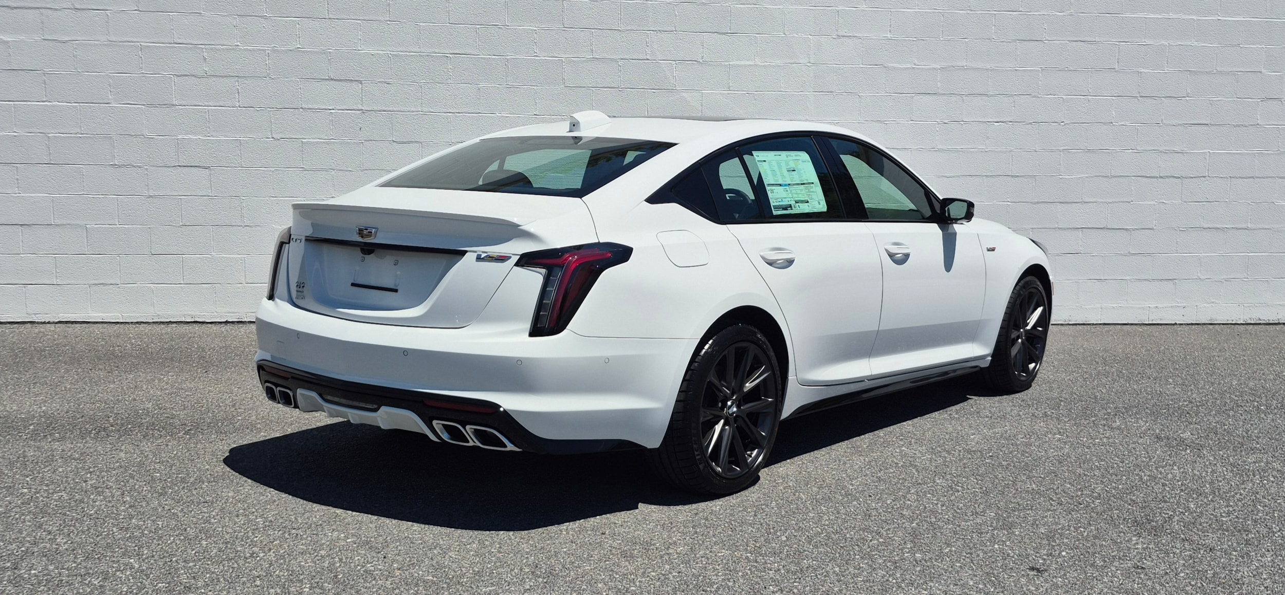 2026 Cadillac CT5 V-Series - Photo 18