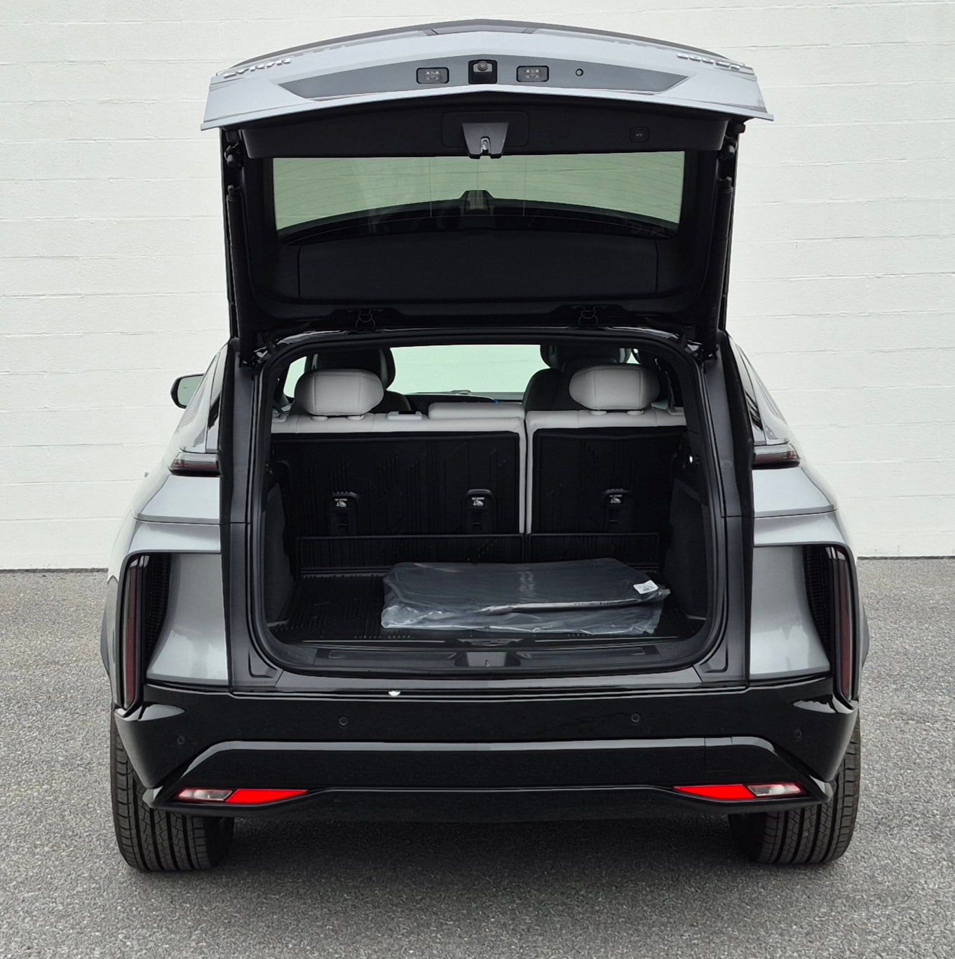 2026 Cadillac LYRIQ Sport - Photo 12