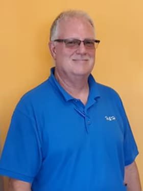 Staff member Alex Bender from ID_bcf887965948