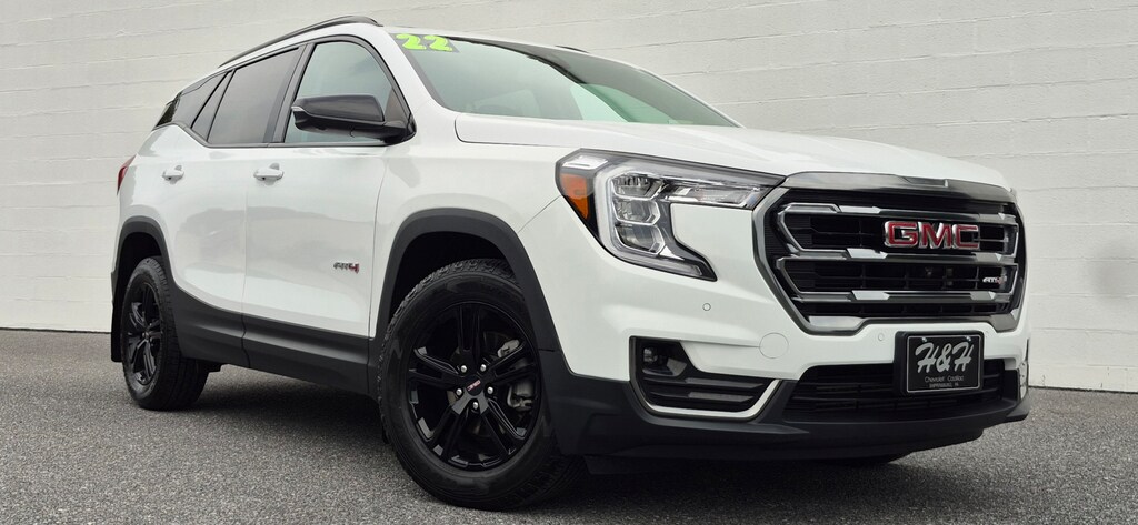 Used 2022 GMC Terrain AT4 SUV