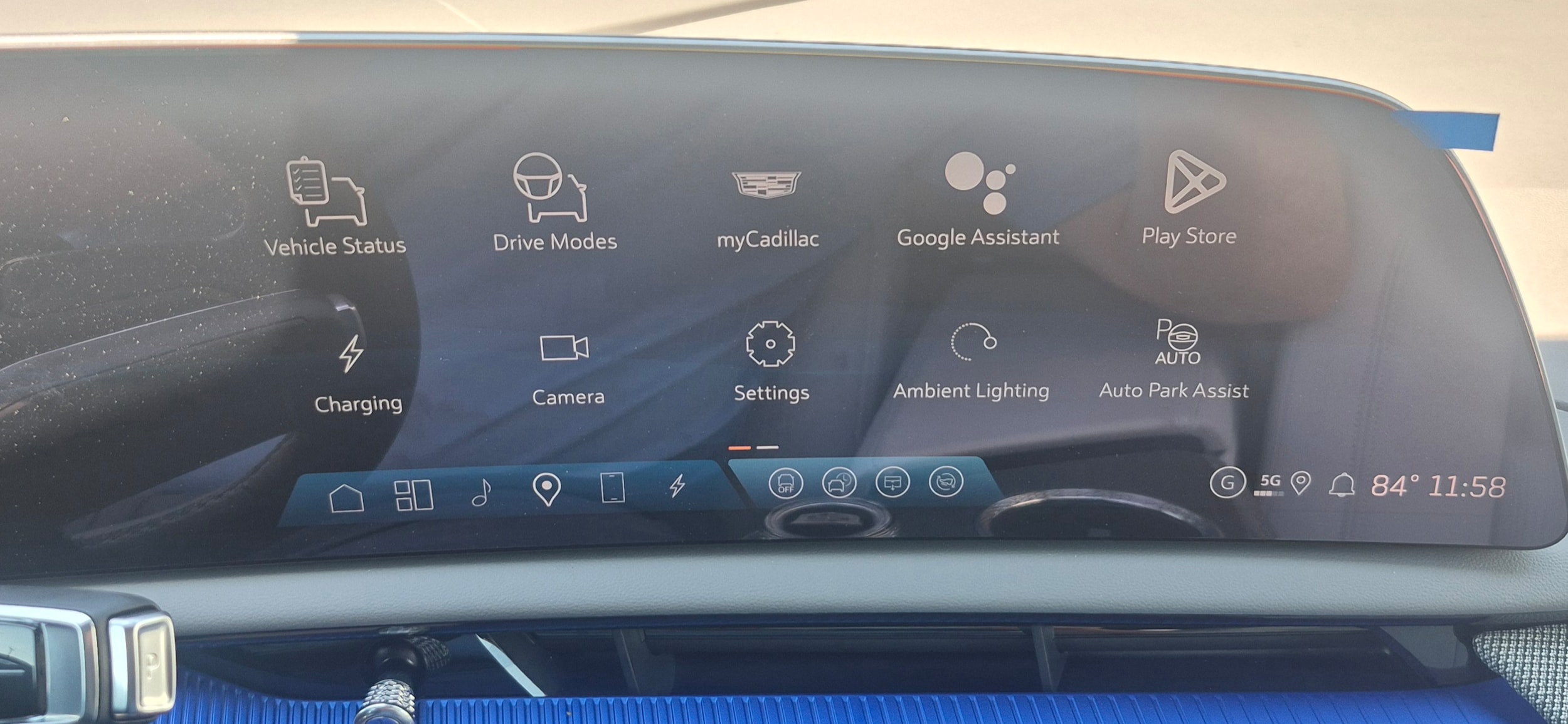 2026 Cadillac OPTIQ Premium Luxury - Photo 10