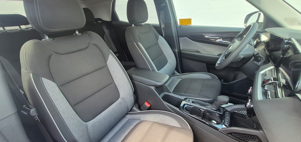 Used 2025 Chevrolet Trailblazer LT SUV